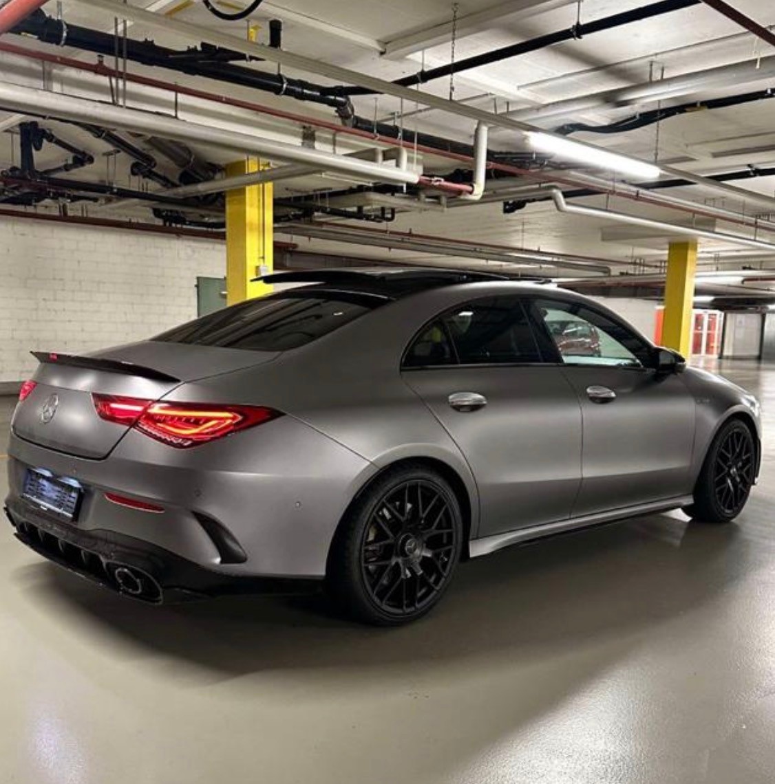 MERCEDES-BENZ CLA 35 AMG 4matic-image-0
