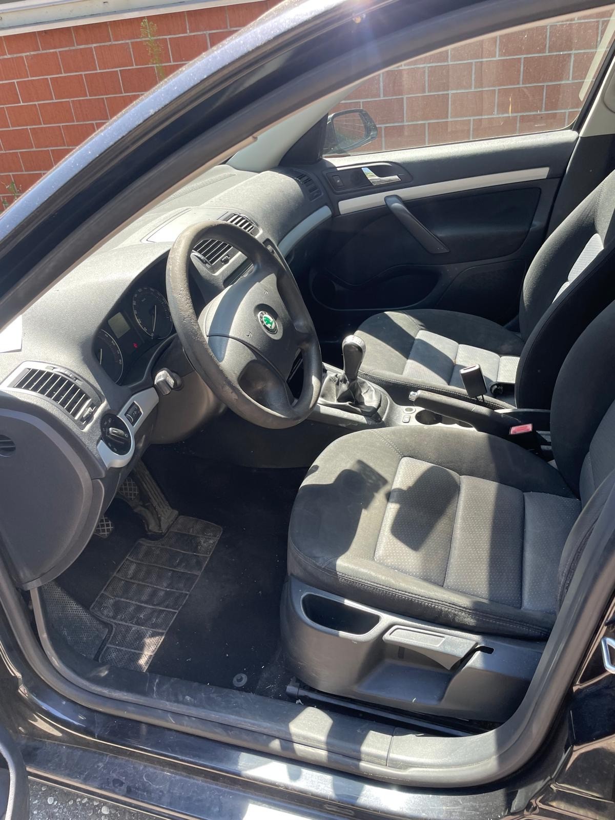 SKODA Octavia 1.9 TDI Swiss Ice Hockey 4x4-image-10