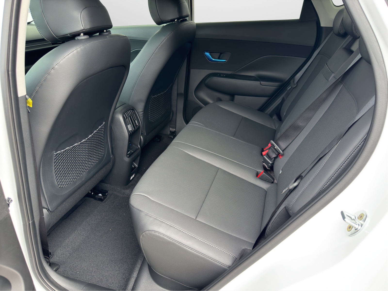 HYUNDAI Kona Electric Vertex 65,4 kWh-image-8