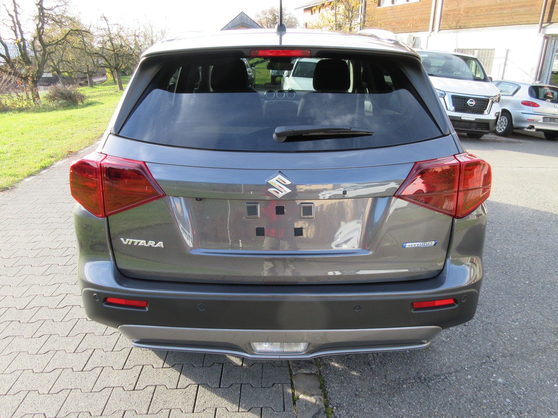 SUZUKI Vitara 1.4 Boosterjet Compact + 4x4 Hybrid Automatic-image-5