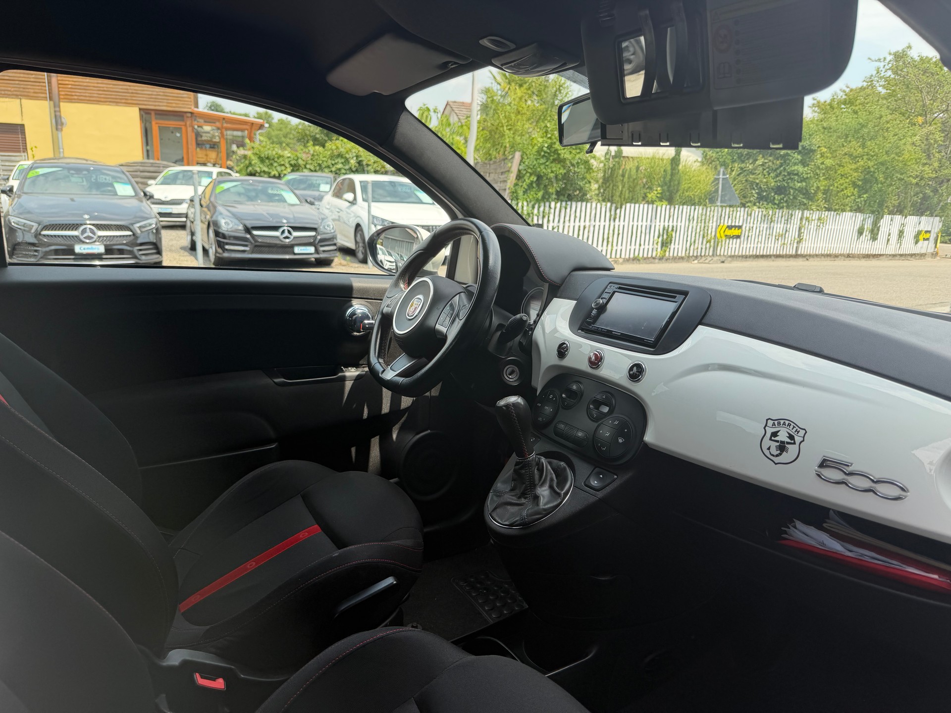 FIAT 500 1.4 16V Turbo Abarth-image-8
