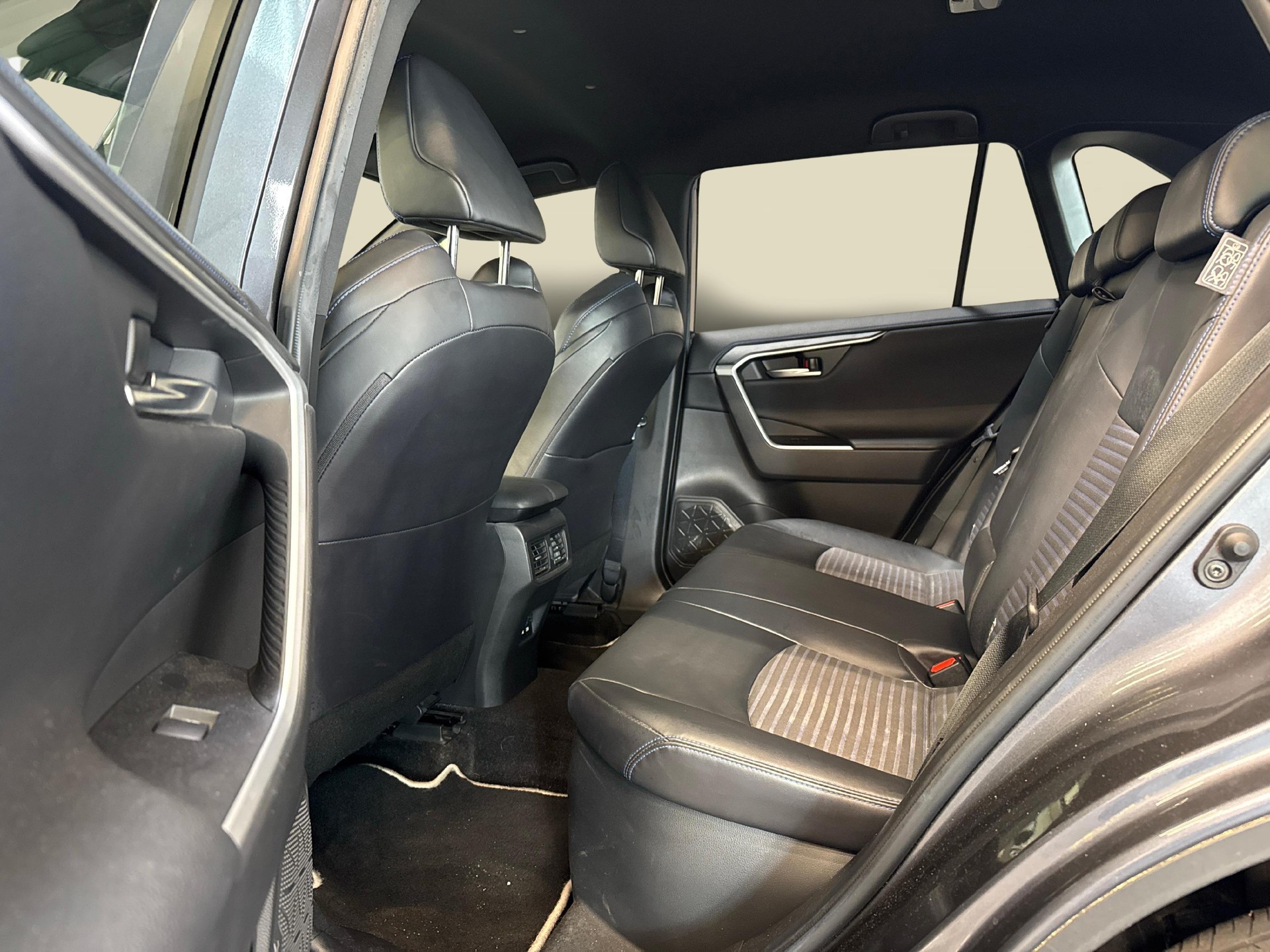 TOYOTA RAV4 2.5 HSD Style AWD-image-10