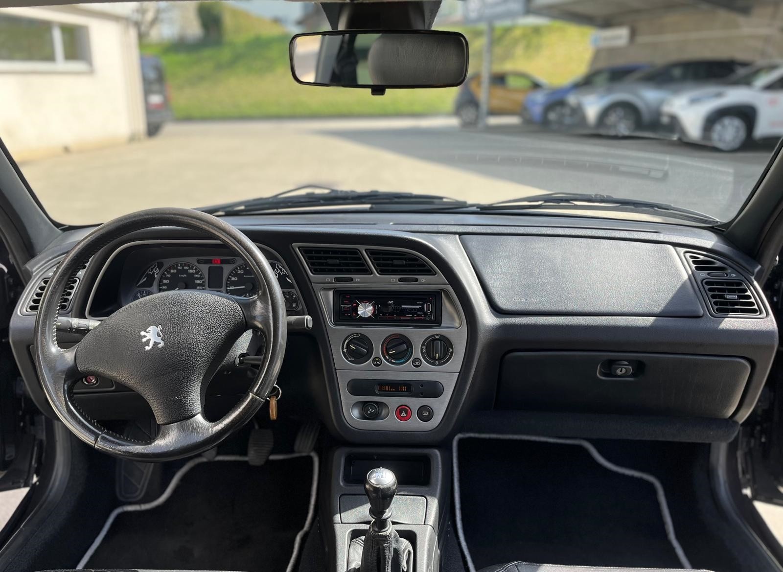 PEUGEOT 306 2.0 16V GTi 6-image-6