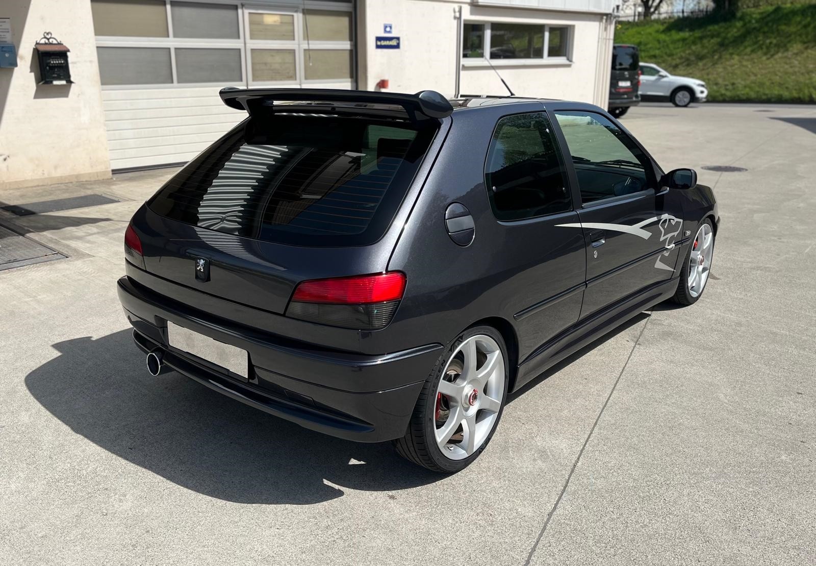 PEUGEOT 306 2.0 16V GTi 6-image-2