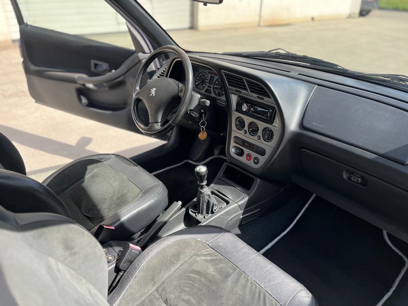 PEUGEOT 306 2.0 16V GTi 6-image-5