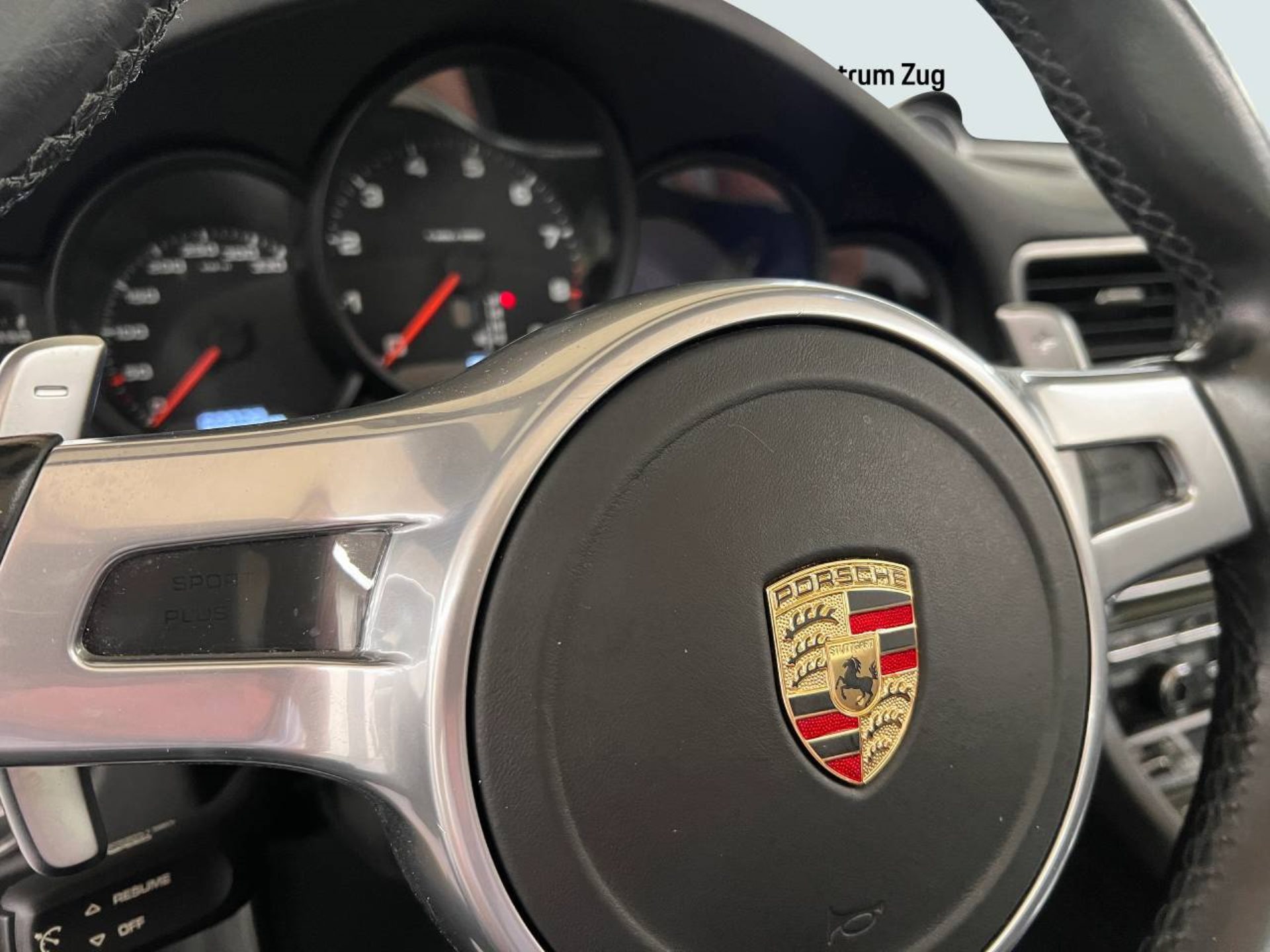 PORSCHE 911 Targa 4S-image-16