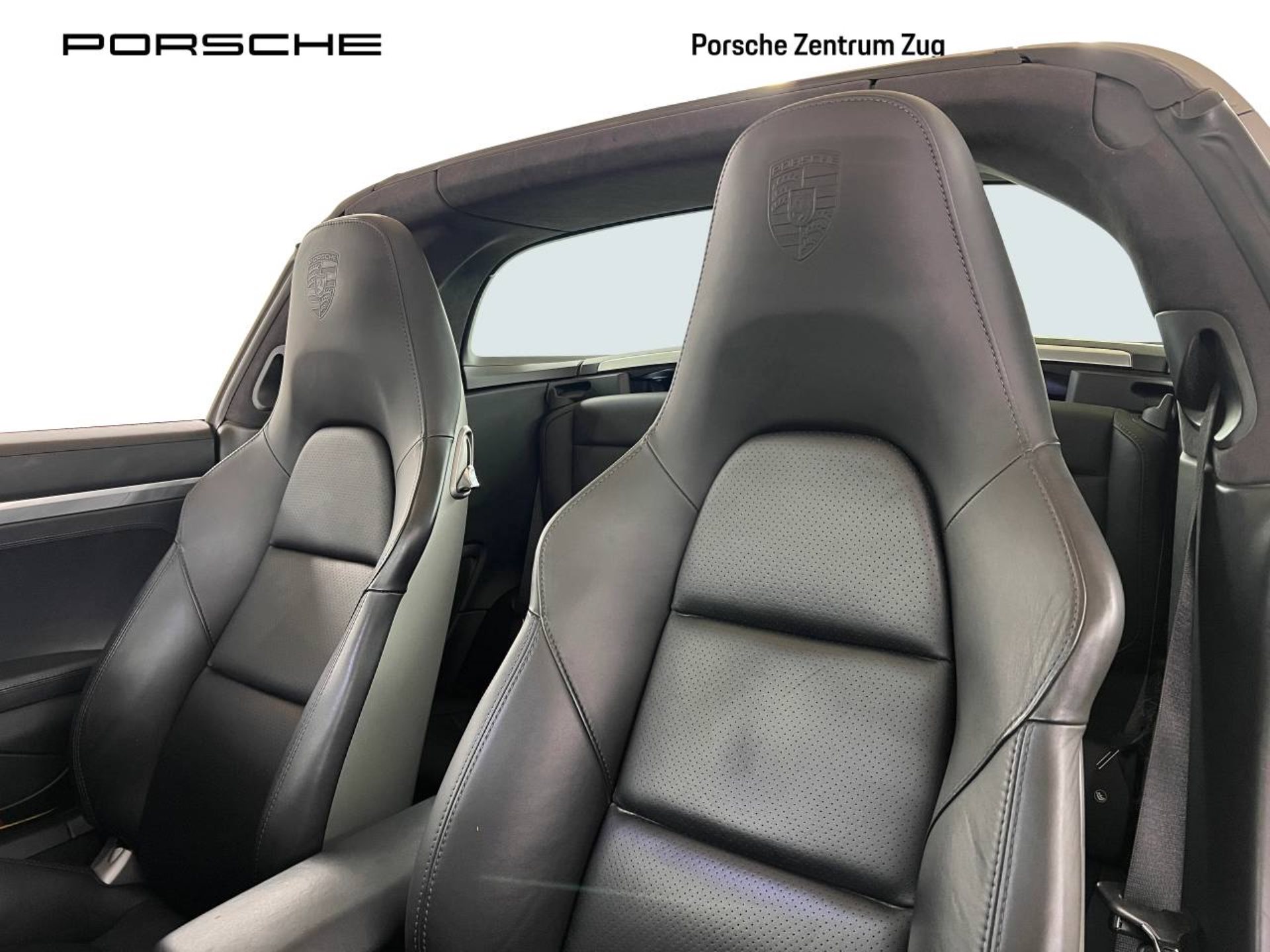 PORSCHE 911 Targa 4S-image-4