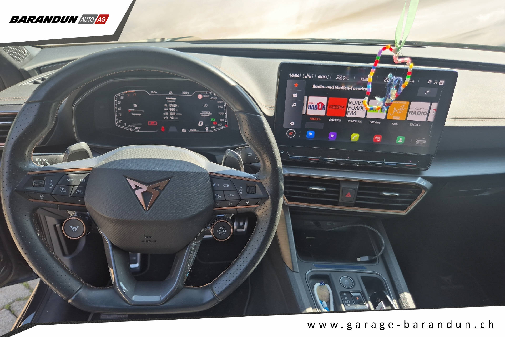 CUPRA Leon ST 2.0 TSI 370 VZ 4Drive DSG-image-9