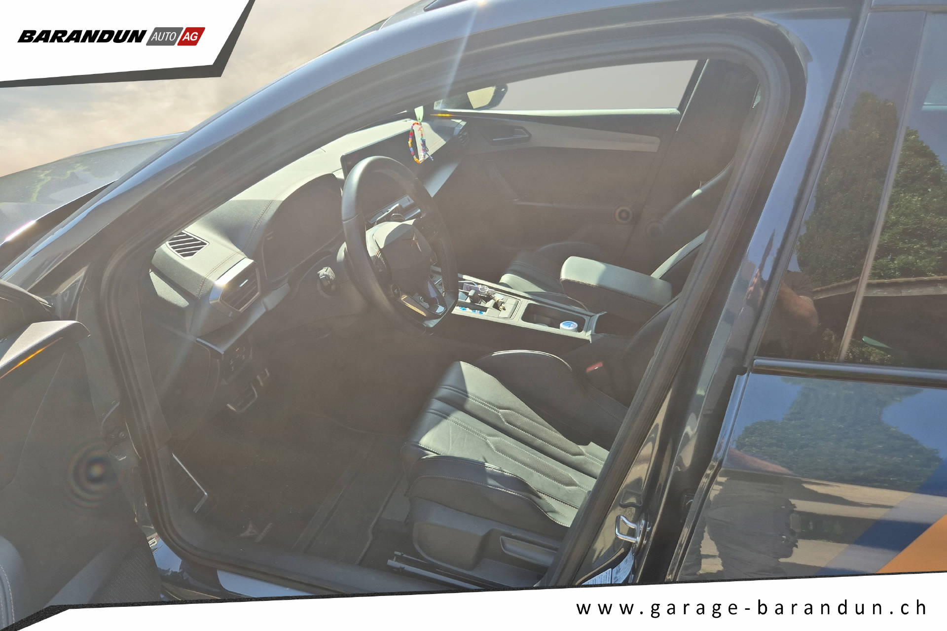 CUPRA Leon ST 2.0 TSI 370 VZ 4Drive DSG-image-7