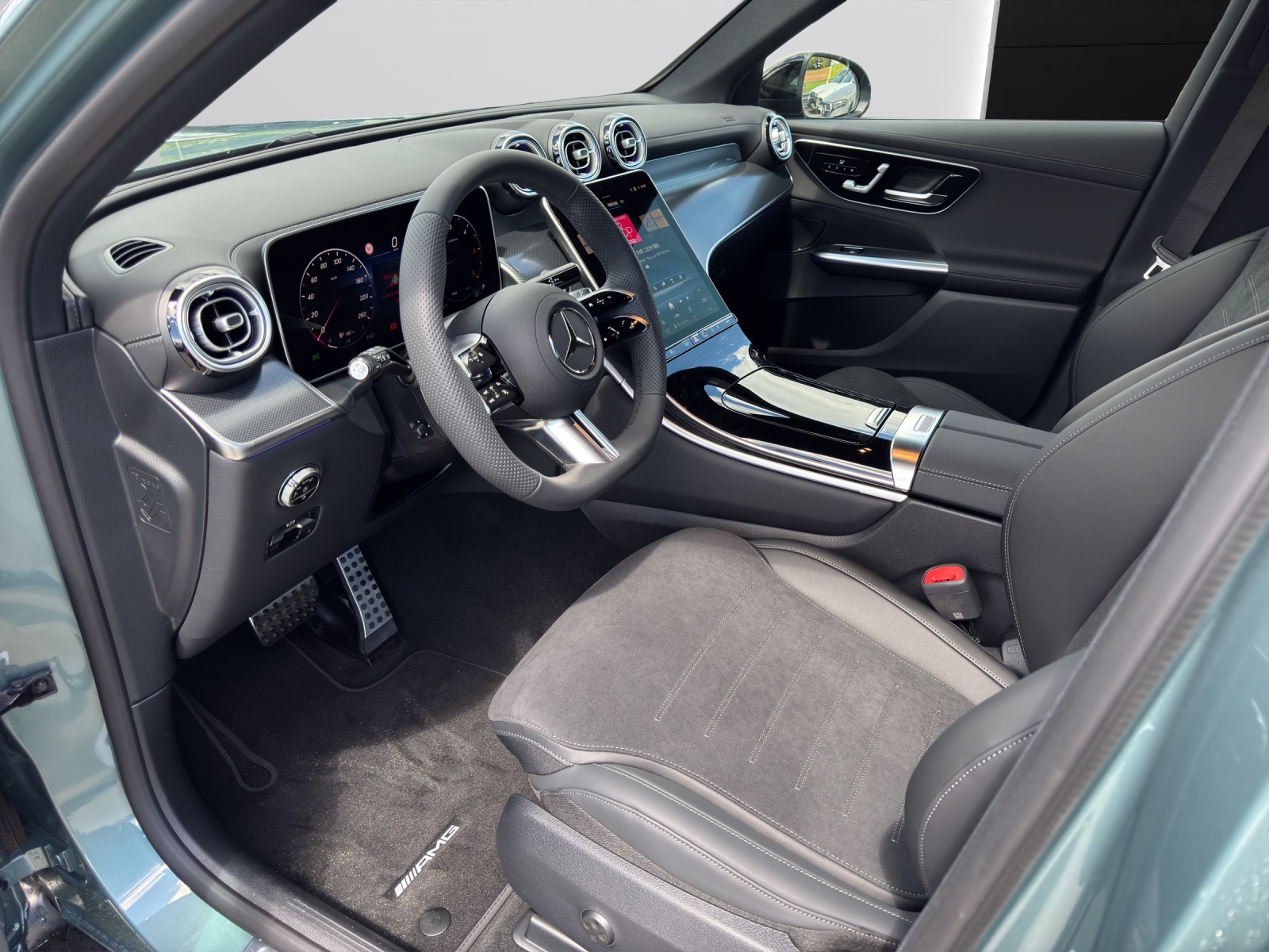 MERCEDES-BENZ GLC 220 d 4Matic 9G-Tronic-image-7