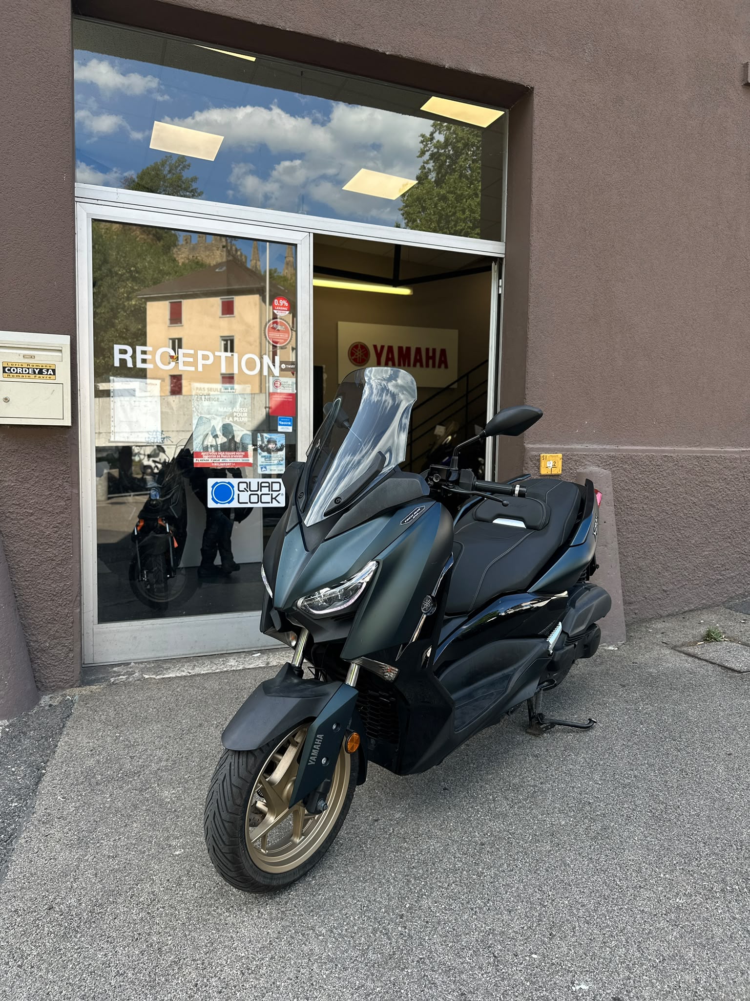 YAMAHA X-Max YP 125 Tech Max-showroom-element-1