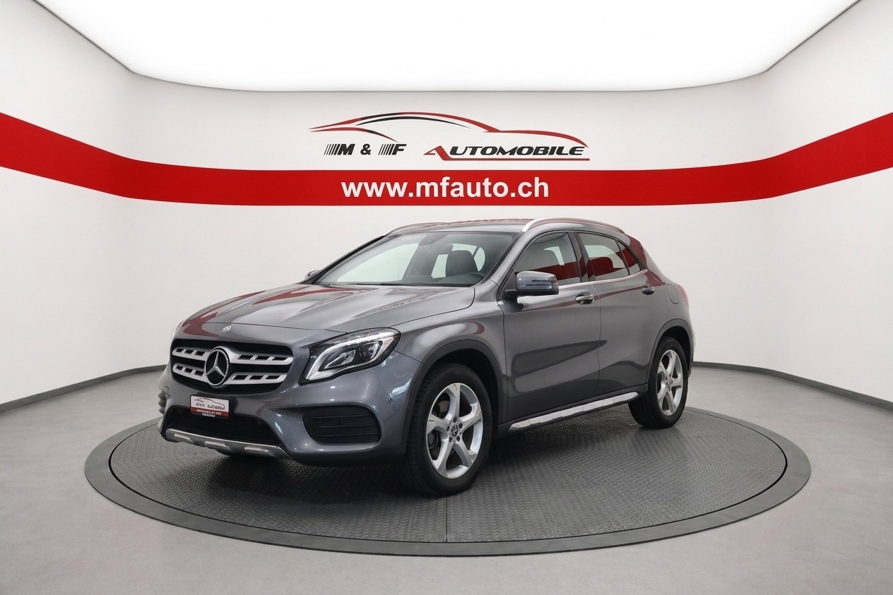 MERCEDES-BENZ GLA 220 d AMG Line 4m-image-0