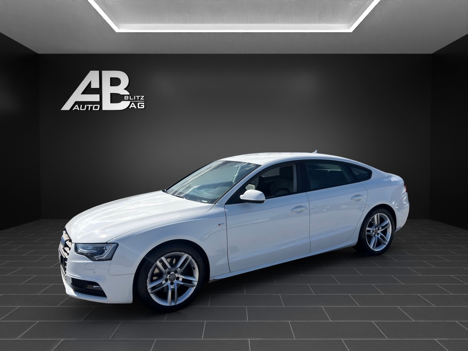AUDI A5 Sportback 3.0 TDI S-Line quattro S-tronic mit 245 PS-image-1