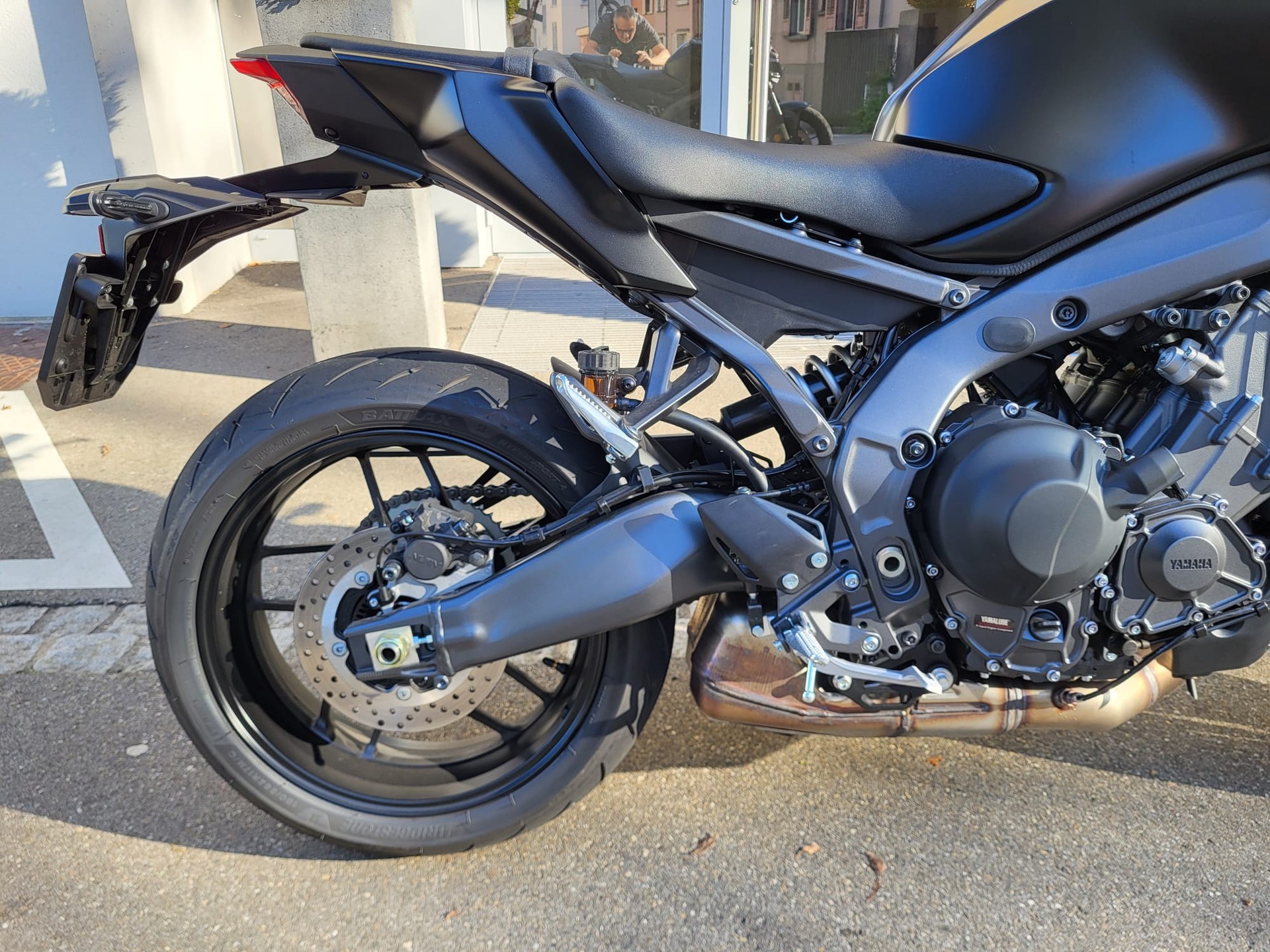 YAMAHA MT-09 (35kW)-showroom-element-2