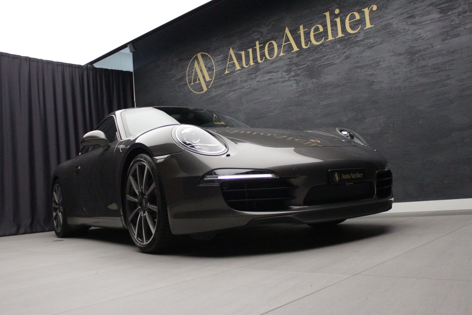 PORSCHE 911 Carrera S PDK-image-4