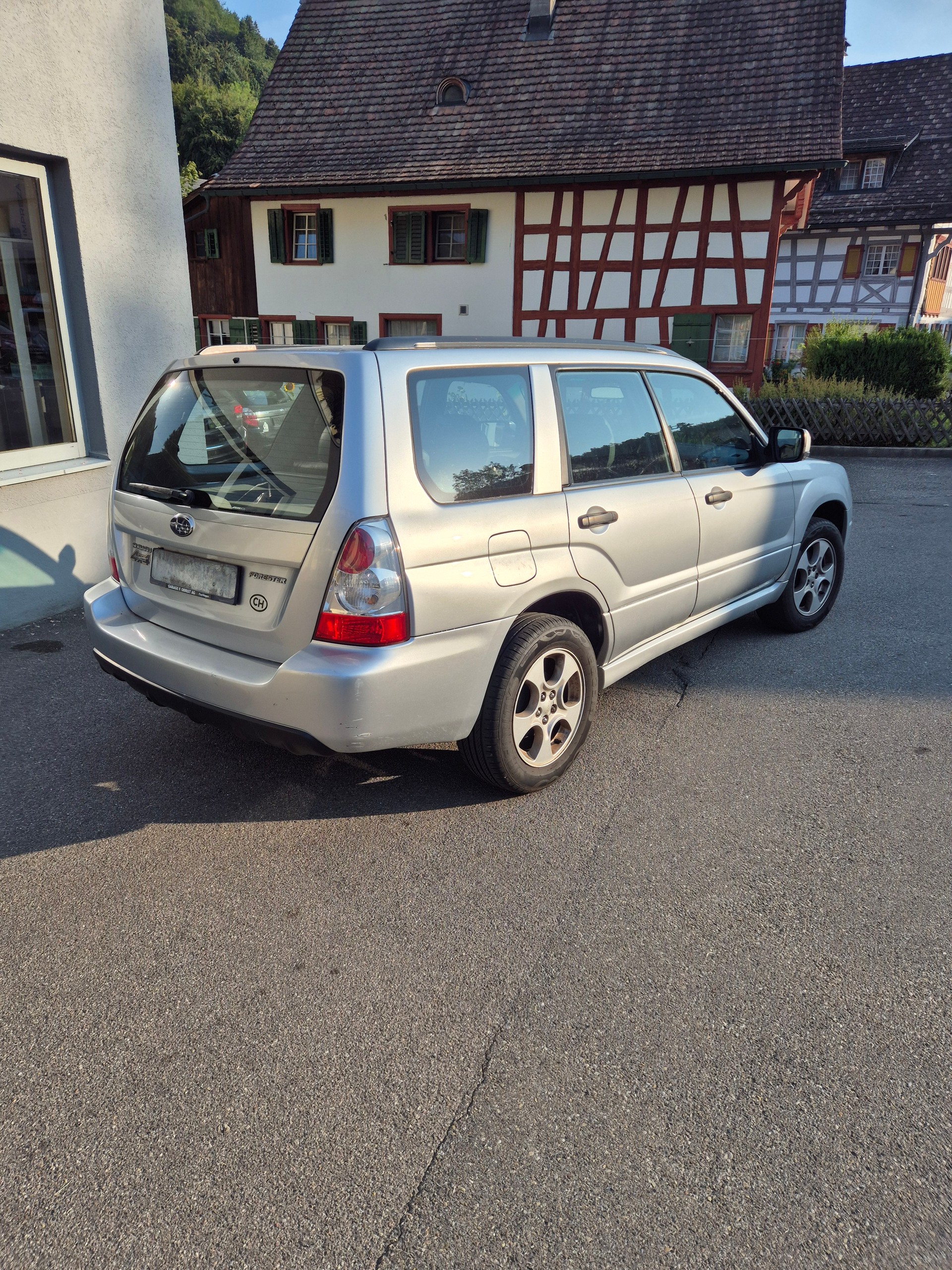 SUBARU Forester 2.0X Limited (Club)-image-3