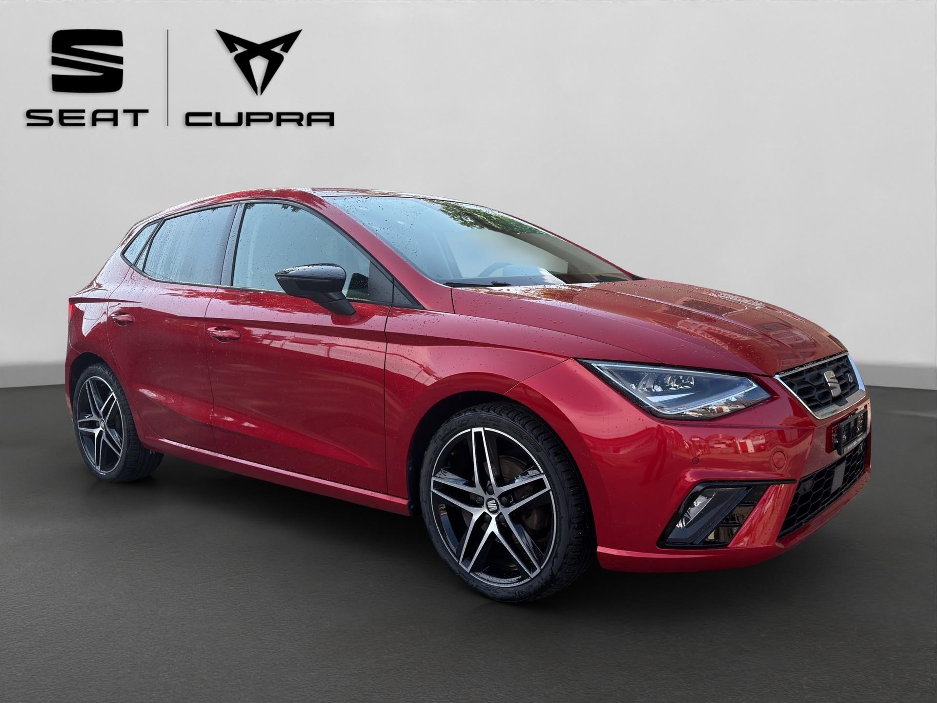 SEAT Ibiza 1.0 EcoTSI DSG Swiss FR-image-0