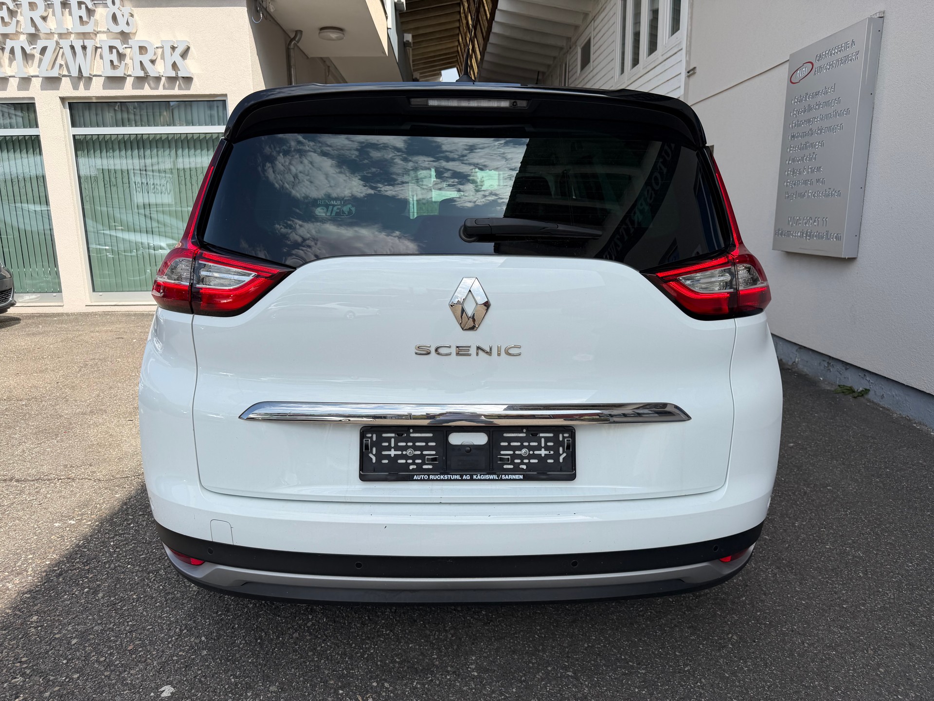RENAULT Grand Scénic 1.3 16V Turbo Intens EDC-image-3
