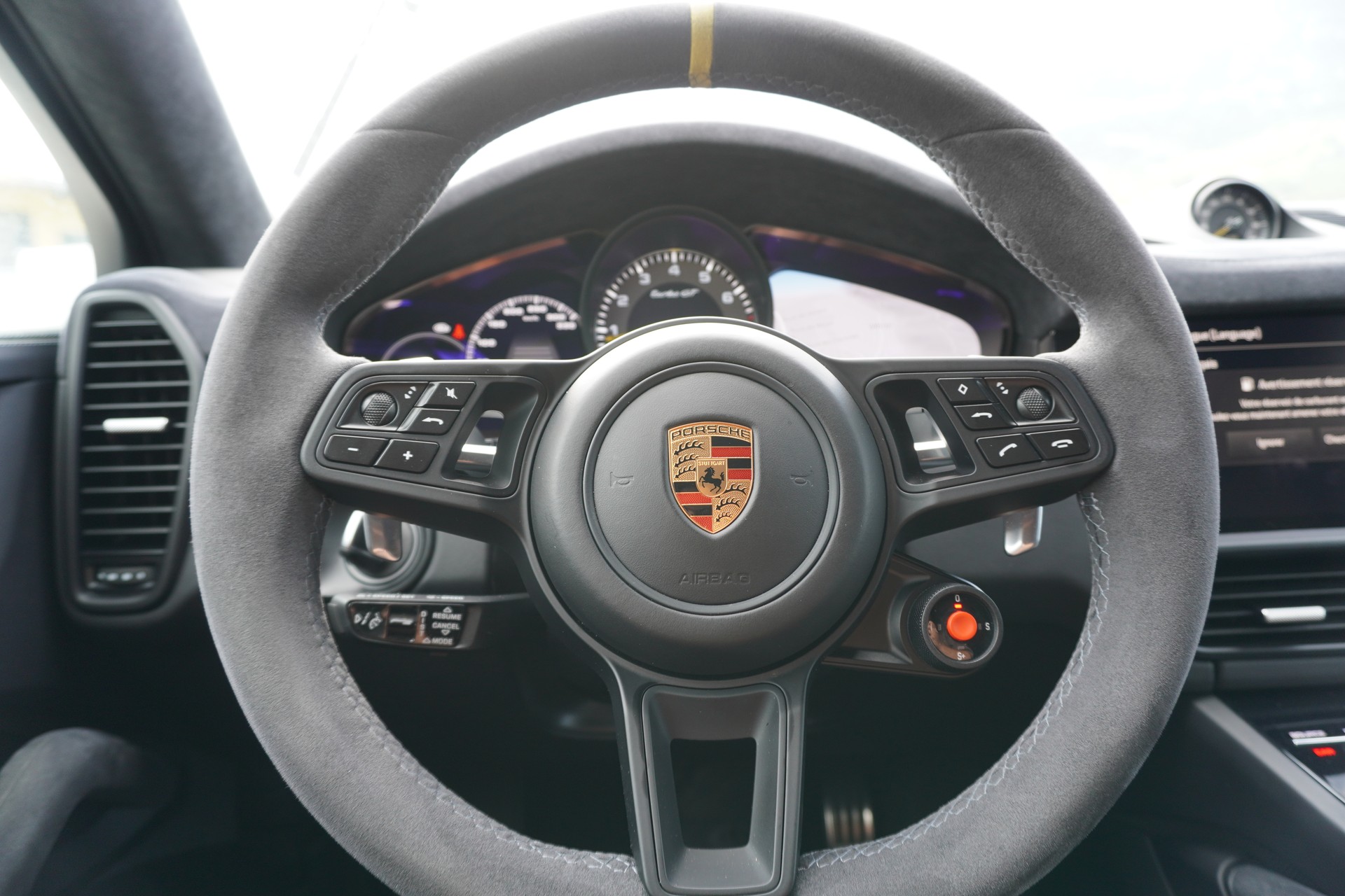 PORSCHE Cayenne Turbo GT-image-19