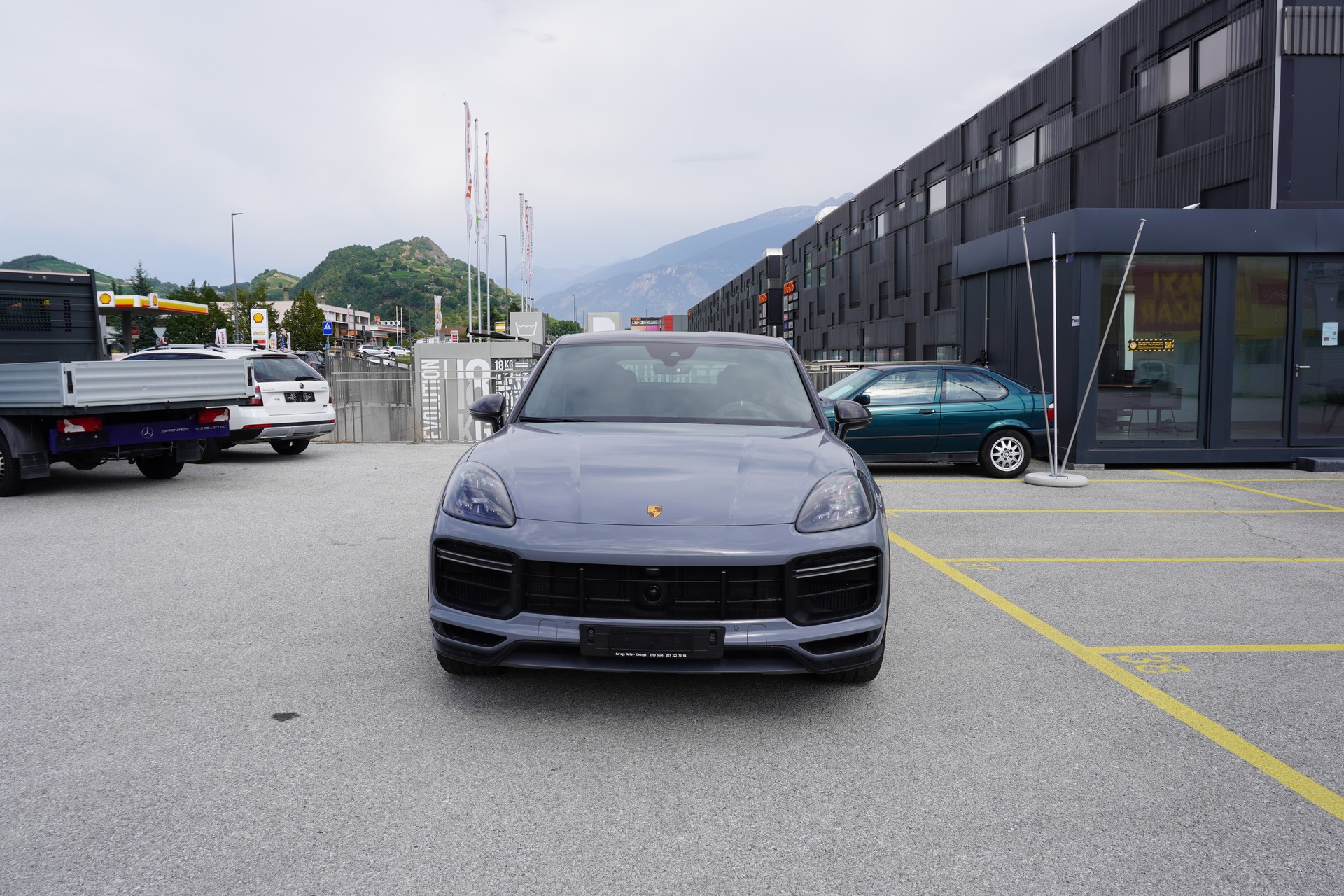 PORSCHE Cayenne Turbo GT-image-1