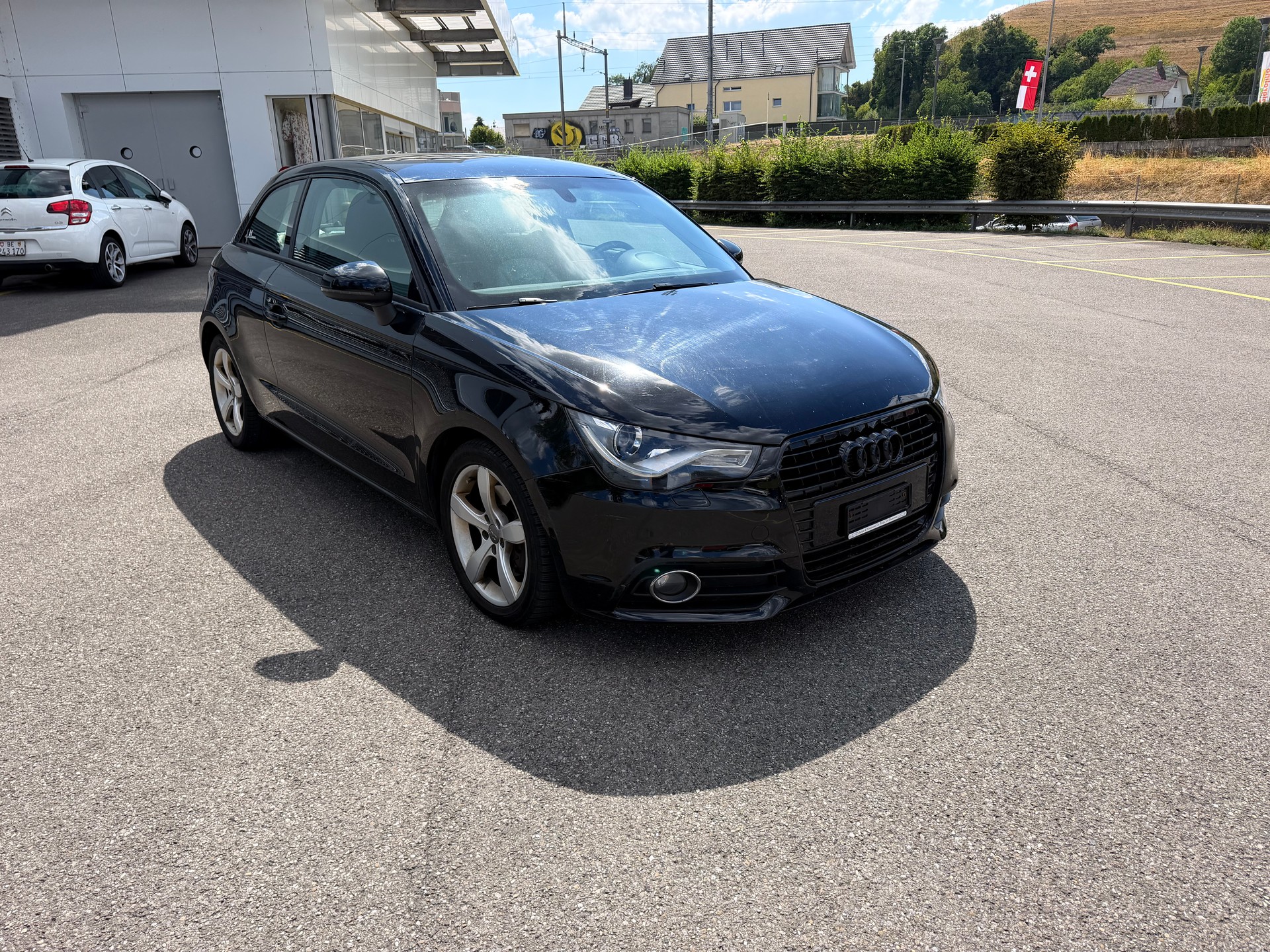 AUDI A1 1.4 TFSI Ambition-image-2
