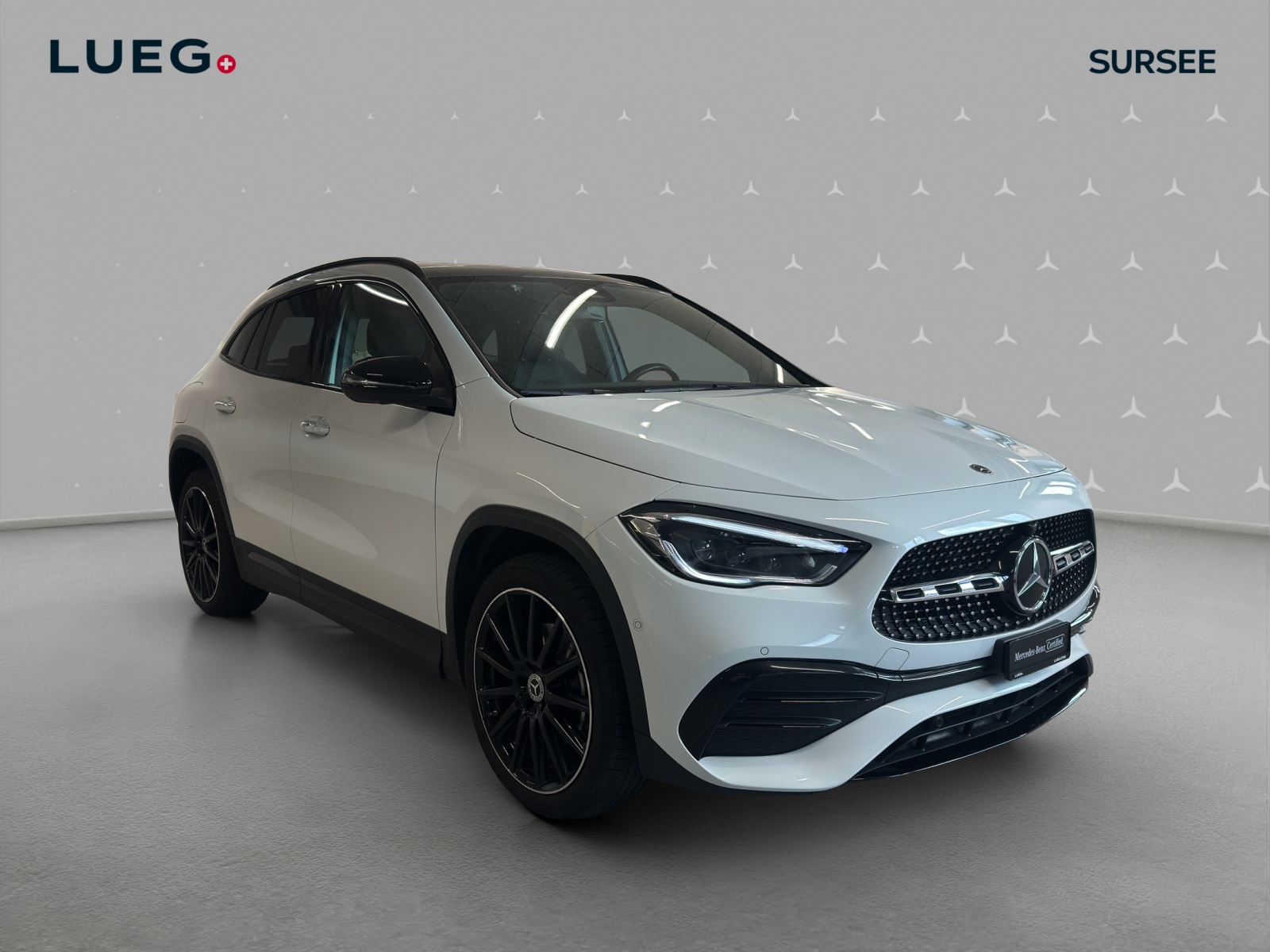 MERCEDES-BENZ GLA 250e AMG Line 8G-DCT-image-4