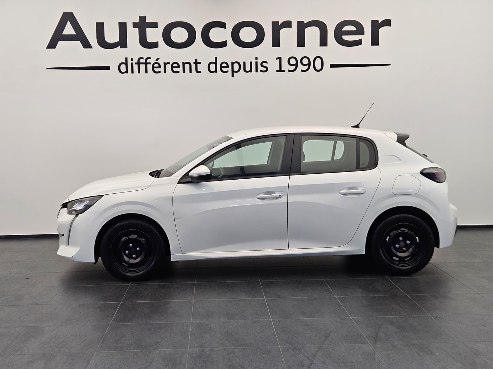 PEUGEOT 208 1.2 PureTech Active Pack-image-1