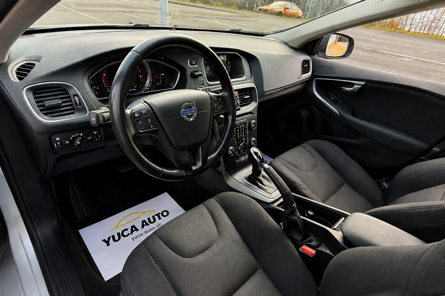 VOLVO V40 D2 Kinetic Powershift