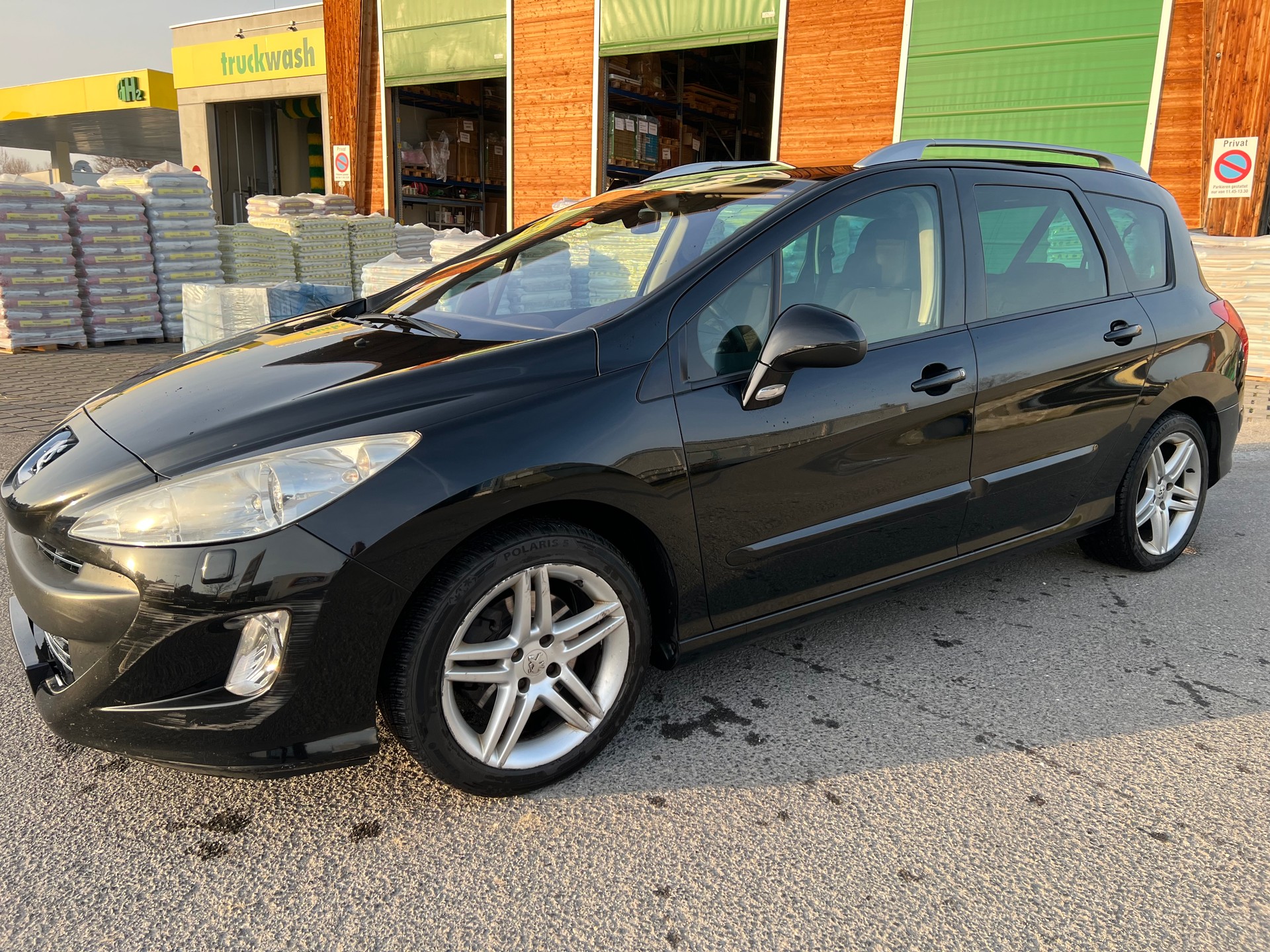 PEUGEOT 308 2.0 HDI Sport Pack-image-1