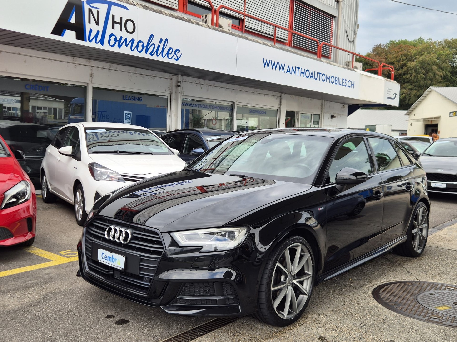 AUDI A3 Sportback 1.5 TFSI S-Tronic Sport S-Line-image-0