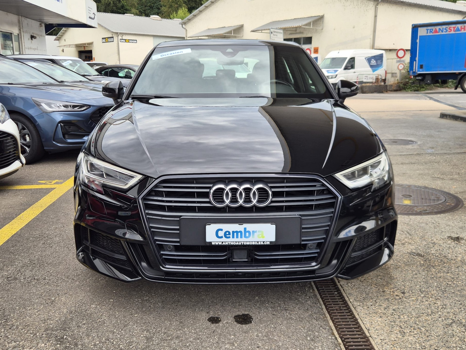AUDI A3 Sportback 1.5 TFSI S-Tronic Sport S-Line-image-3