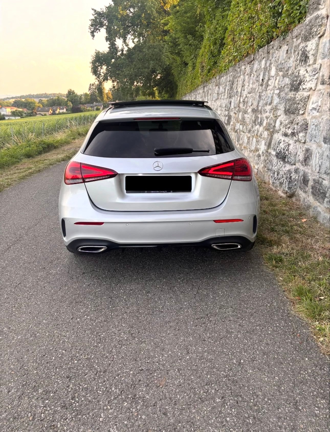 MERCEDES-BENZ A 250 AMG Line 7G-DCT-image-3