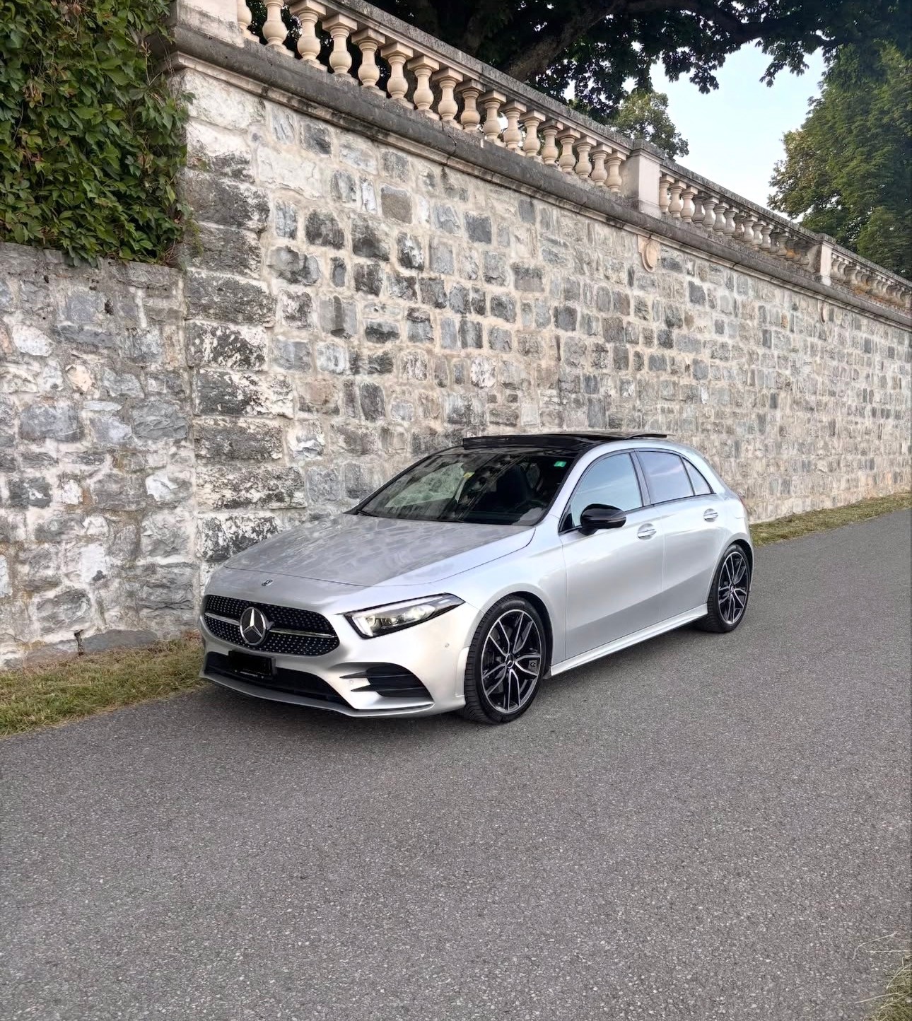 MERCEDES-BENZ A 250 AMG Line 7G-DCT-image-0