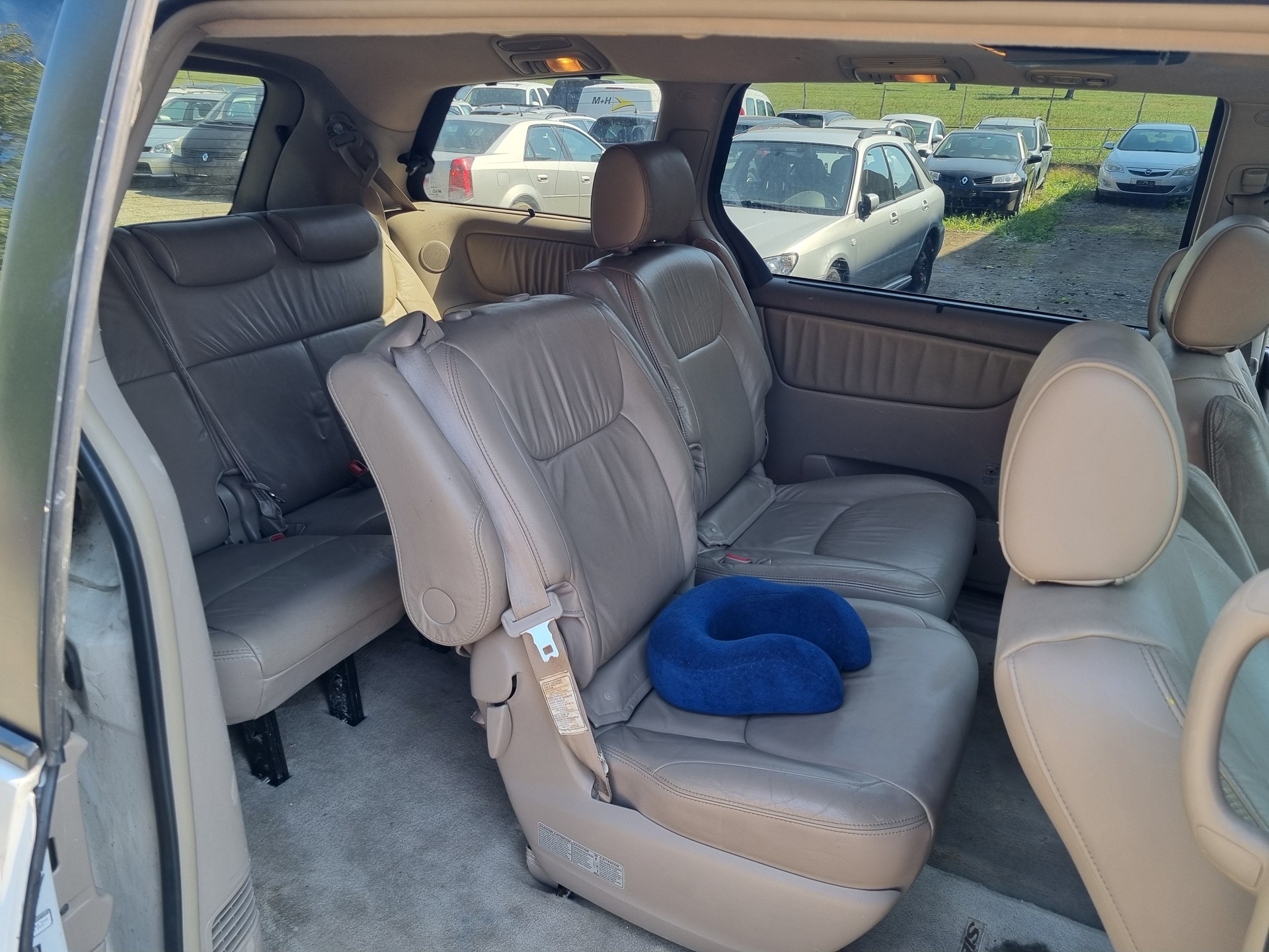 TOYOTA SIENNA AWD-image-5