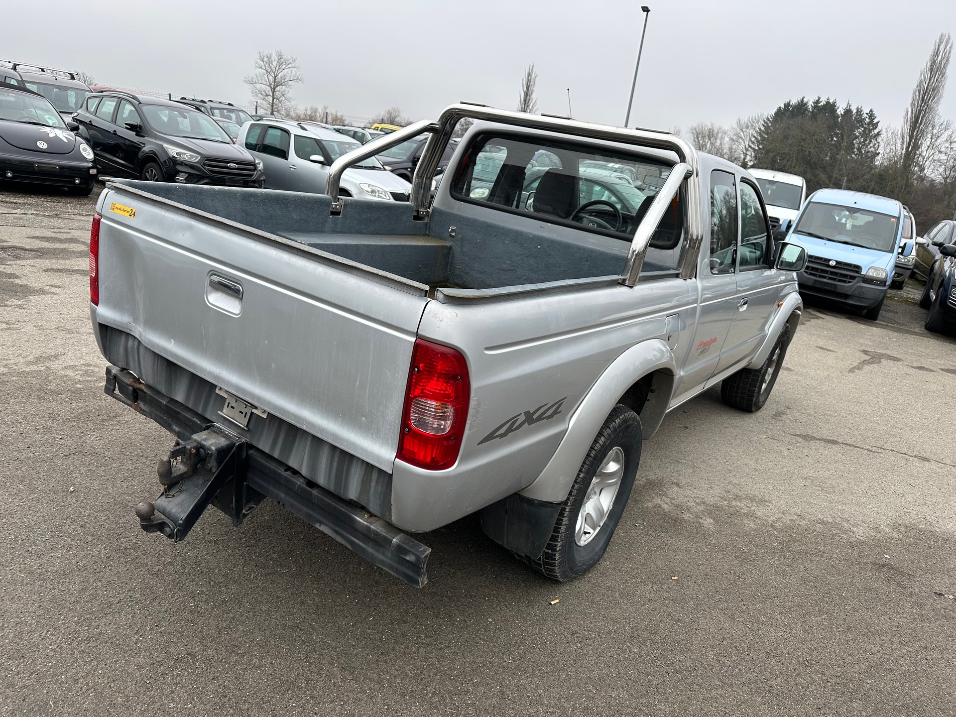 MAZDA B 2500TD 4x4 Strech Cab.Hurricane-image-8