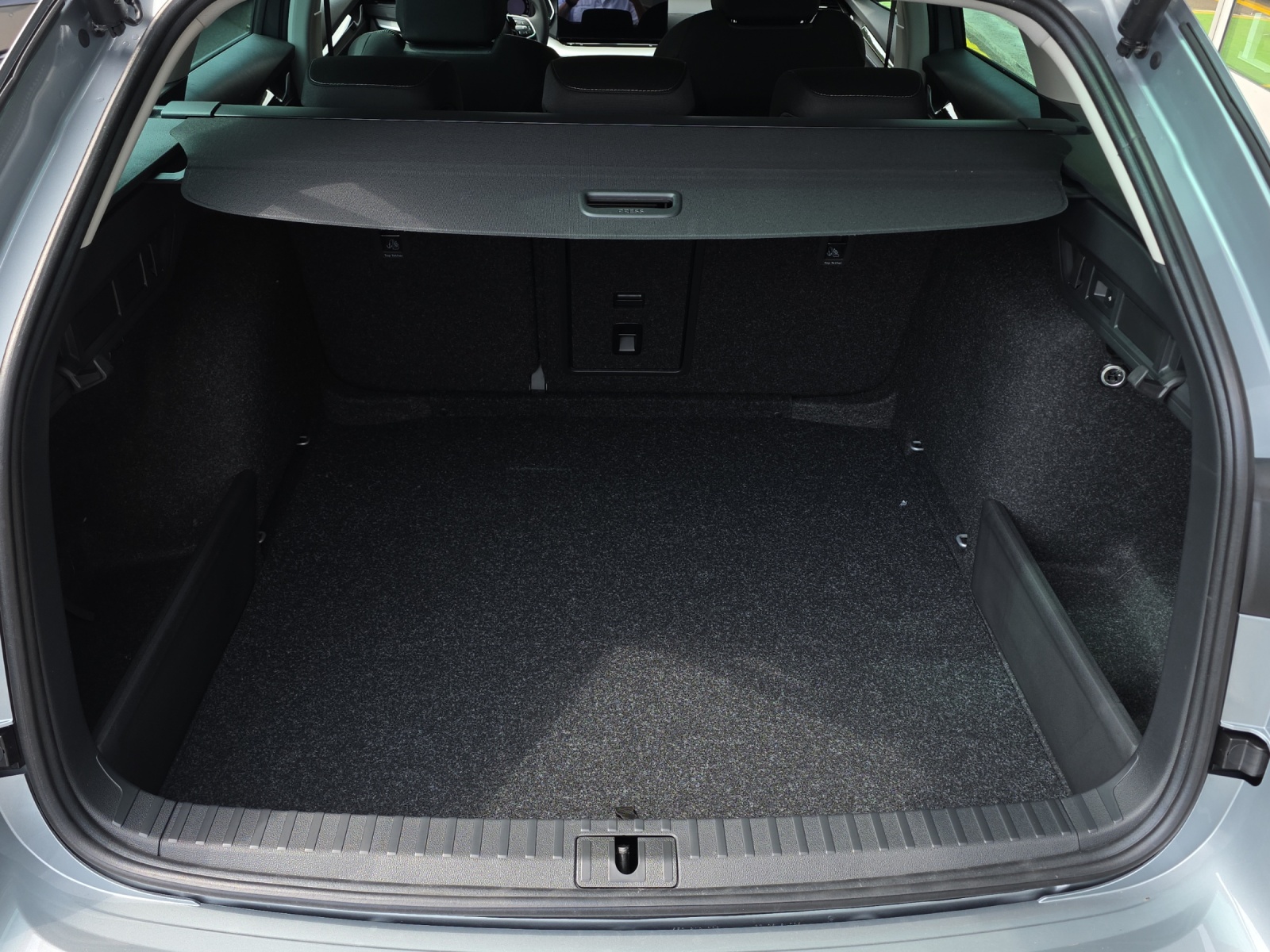 SKODA Octavia Combi 2.0 TSI DSG Selection 4x4-image-9