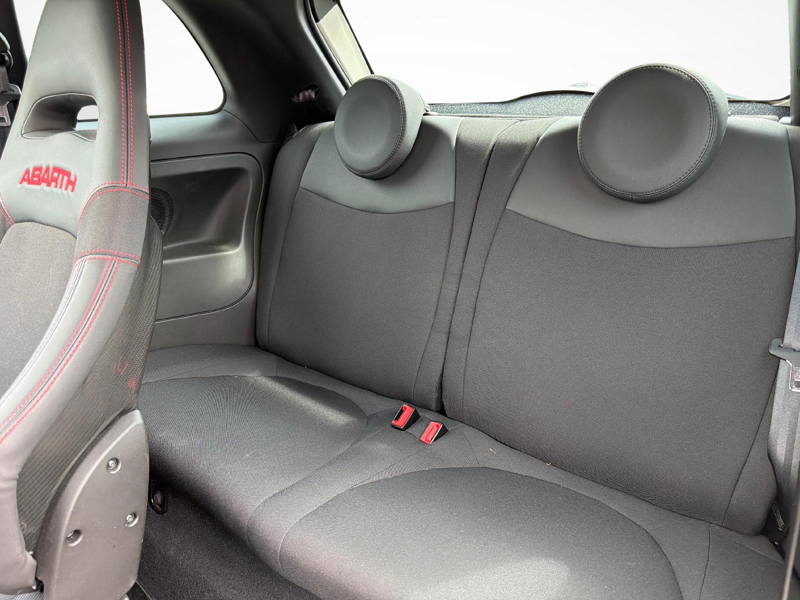 FIAT 695 Abarth 1.4 T-Jet 180-image-6
