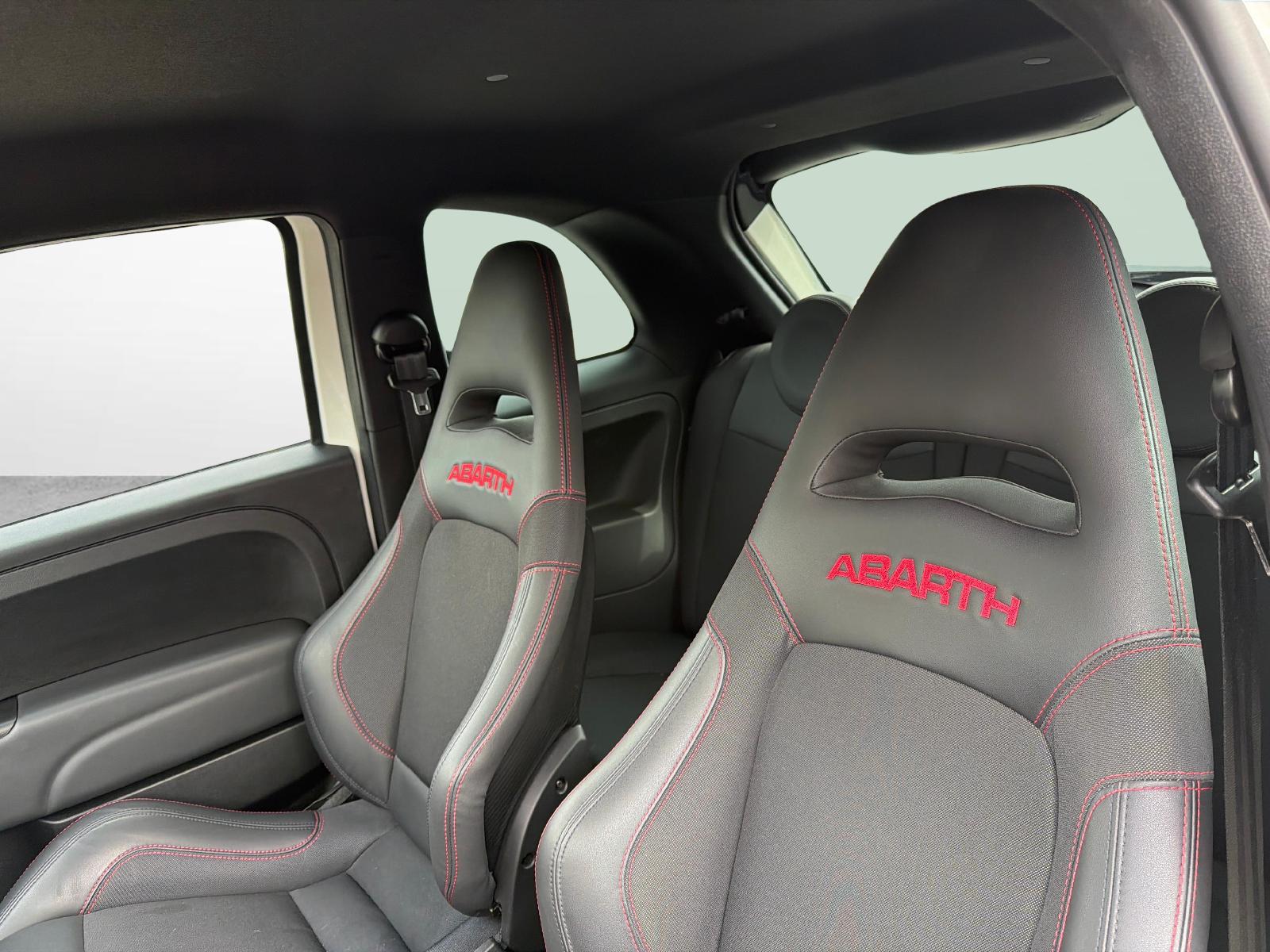 FIAT 695 Abarth 1.4 T-Jet 180-image-10