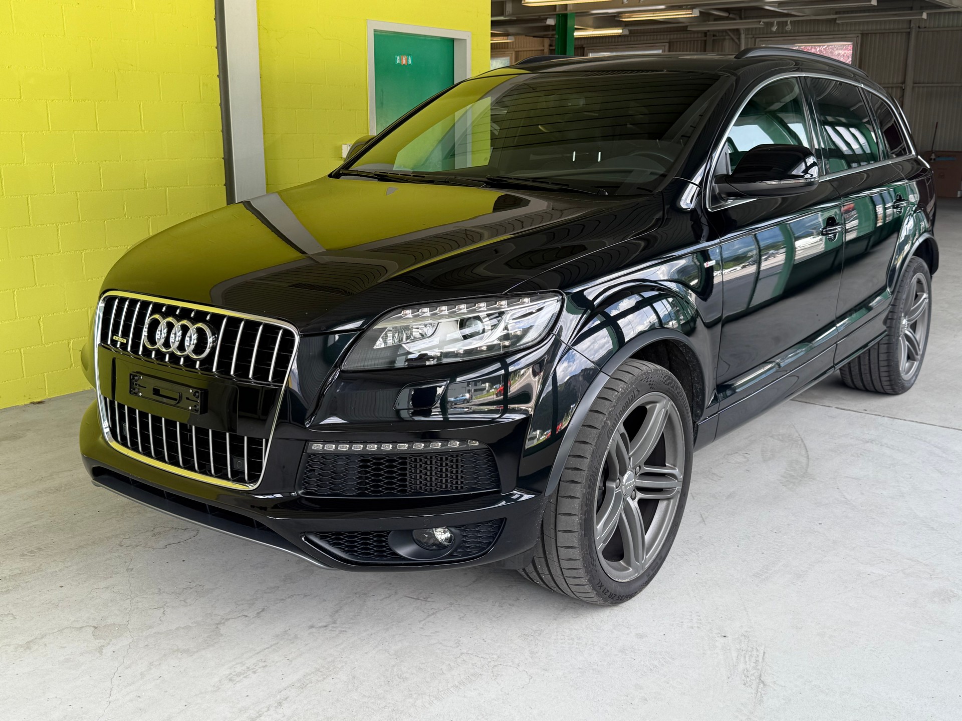 AUDI Q7 3.0 TDI quattro tiptronic-image-1