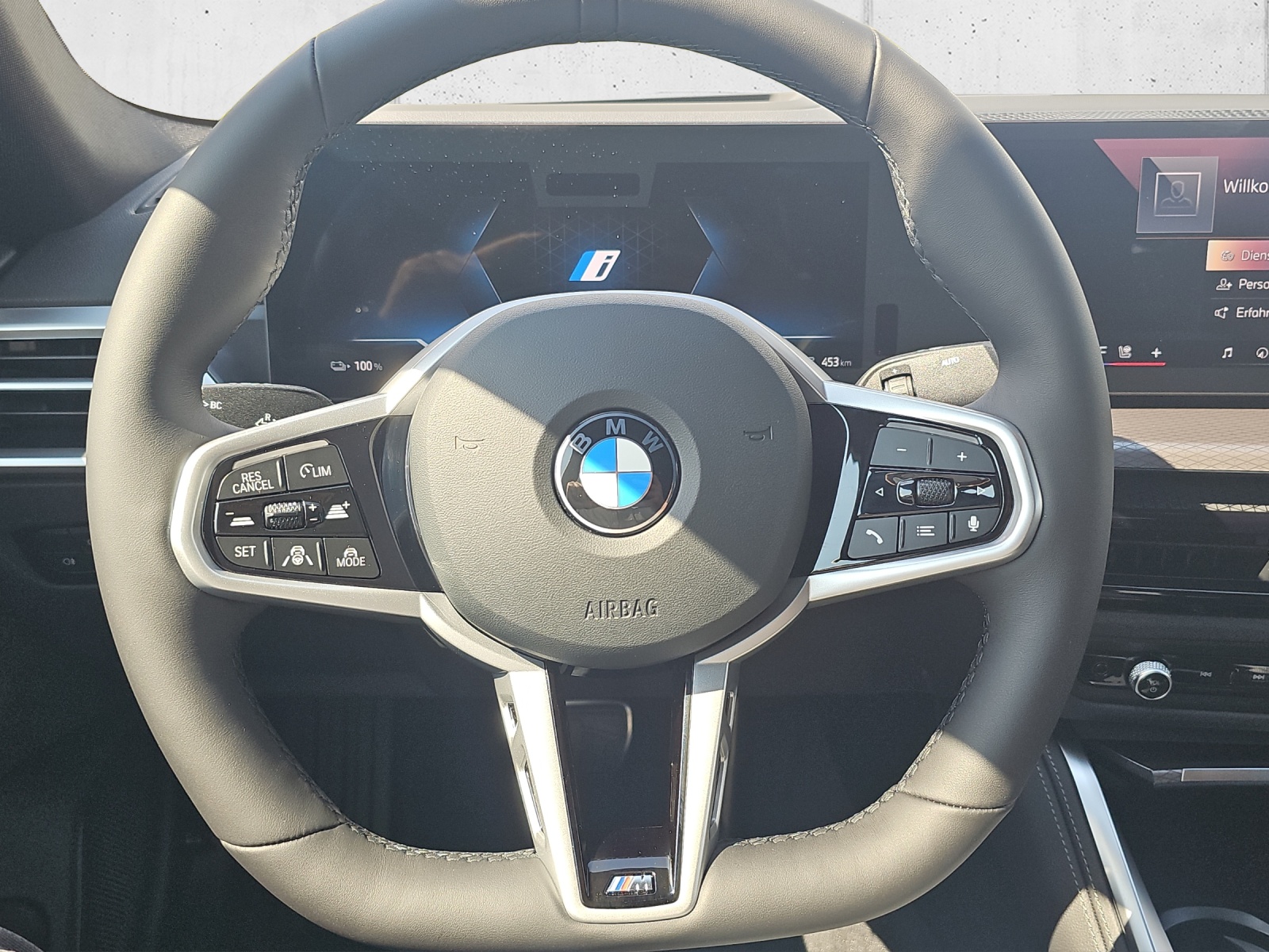 BMW i4 xDrive 40 M Sport-image-10