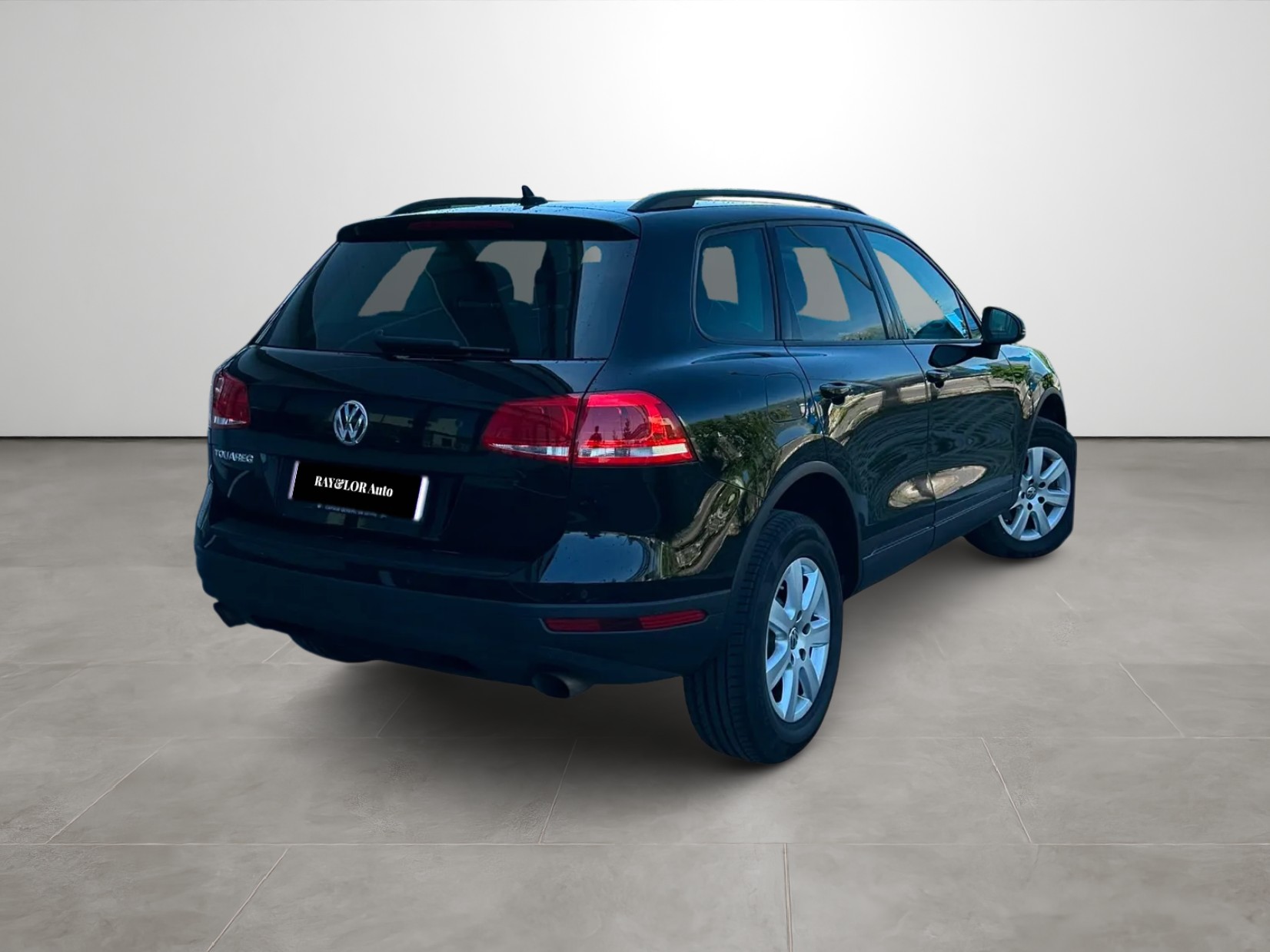 VW Touareg 3.0 TDI BlueMotion Technology Tiptronic-image-3