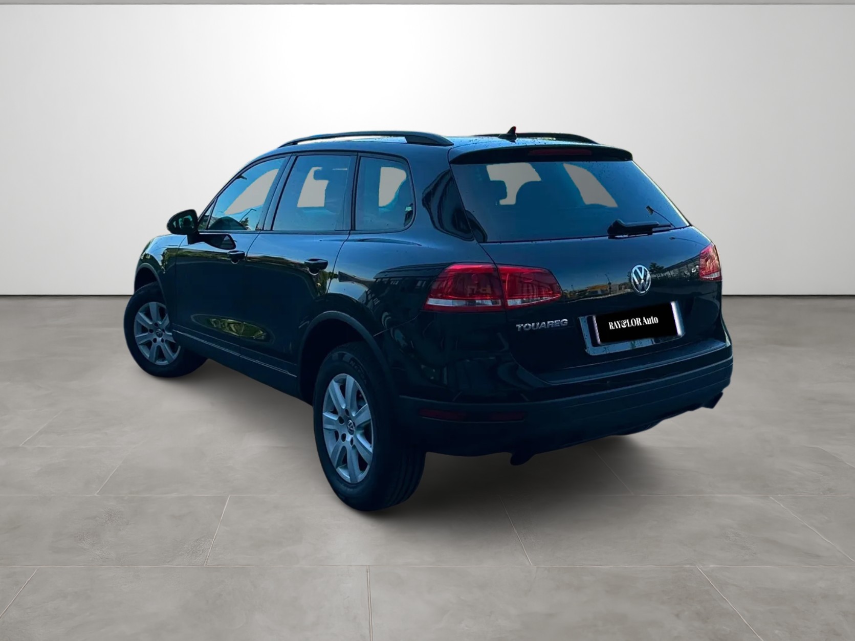 VW Touareg 3.0 TDI BlueMotion Technology Tiptronic-image-1