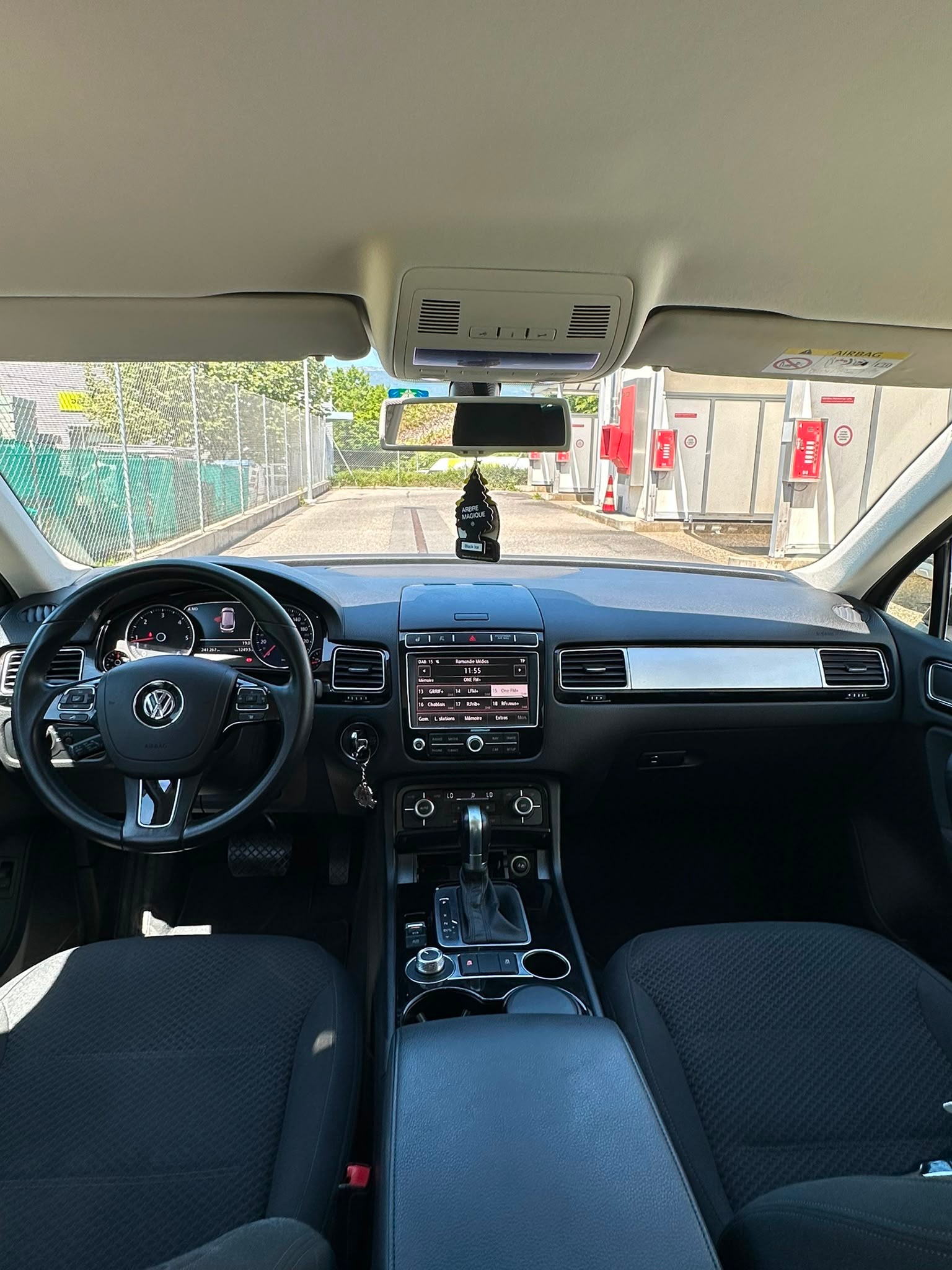 VW Touareg 3.0 TDI BlueMotion Technology Tiptronic-image-7