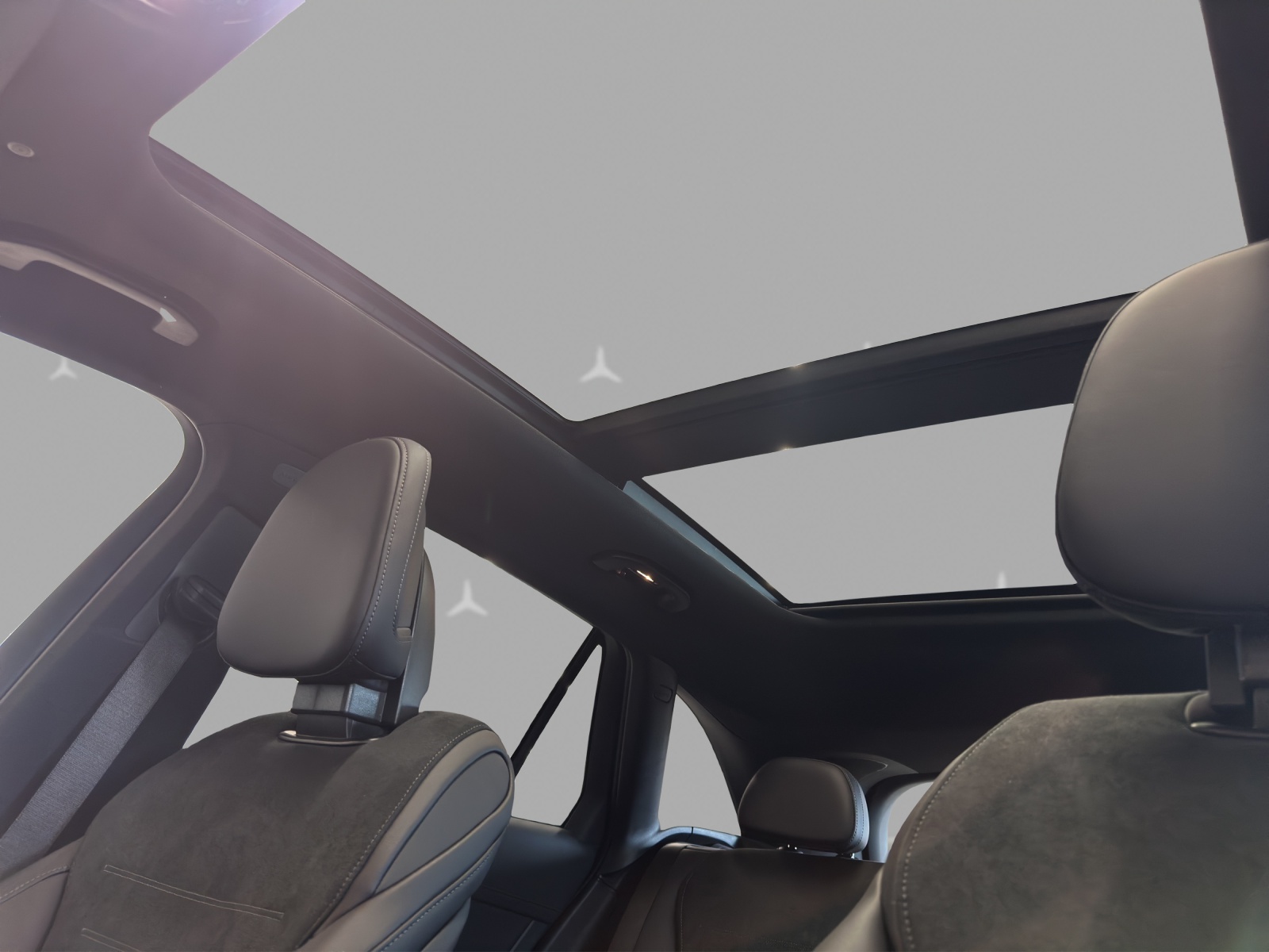 MERCEDES-BENZ GLC 220 d 4Matic 9G-Tronic-image-8