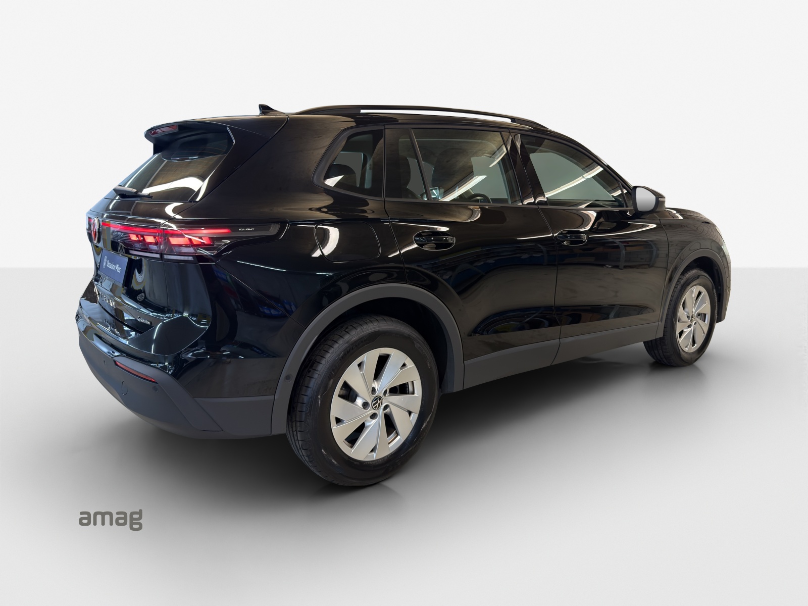 VW Tiguan 2.0 TSI DSG Life 4Motion-image-4