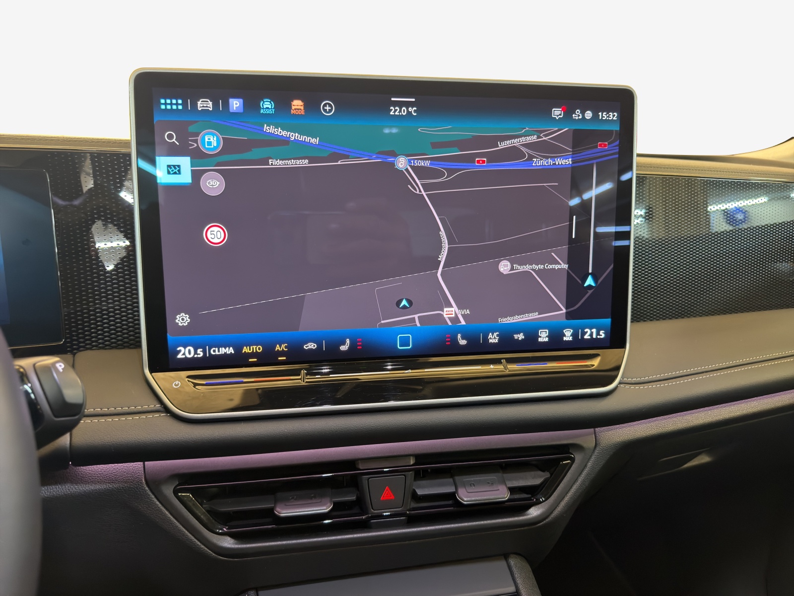 VW Tiguan 2.0 TSI DSG Life 4Motion-image-10