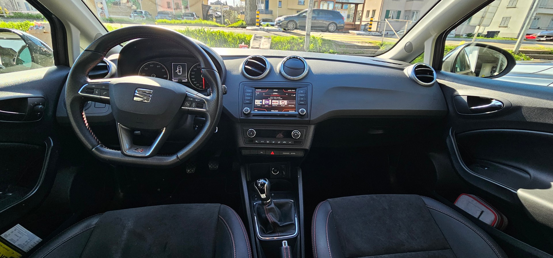 SEAT Ibiza 1.4 EcoTSI FR-image-9