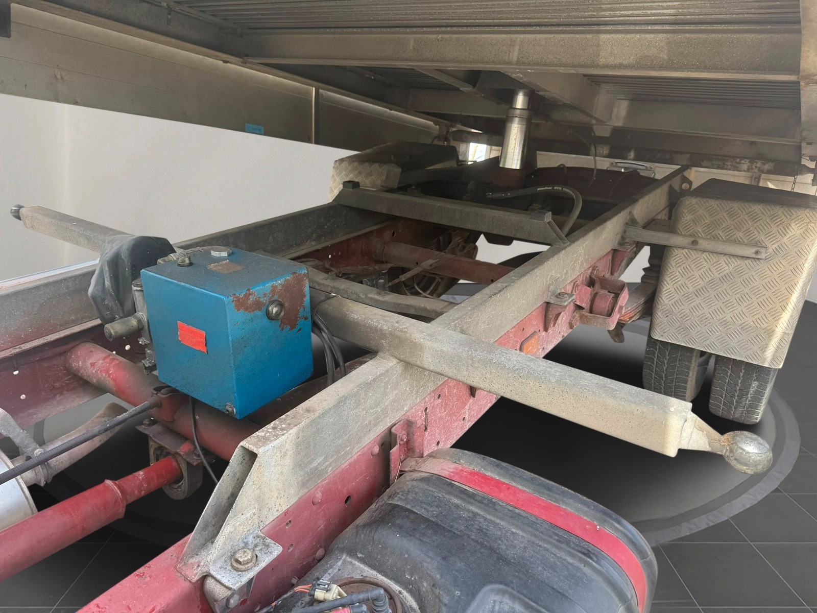 IVECO Turbo-Daily 35-12 CHE-image-8