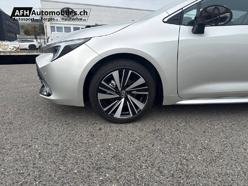 TOYOTA Corolla Touring Sports 1.8 HSD Trend-image-10