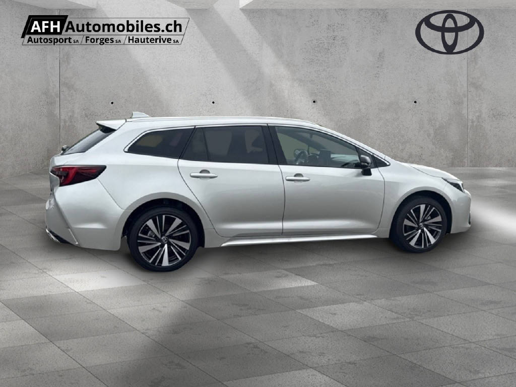 TOYOTA Corolla Touring Sports 1.8 HSD Trend-image-5